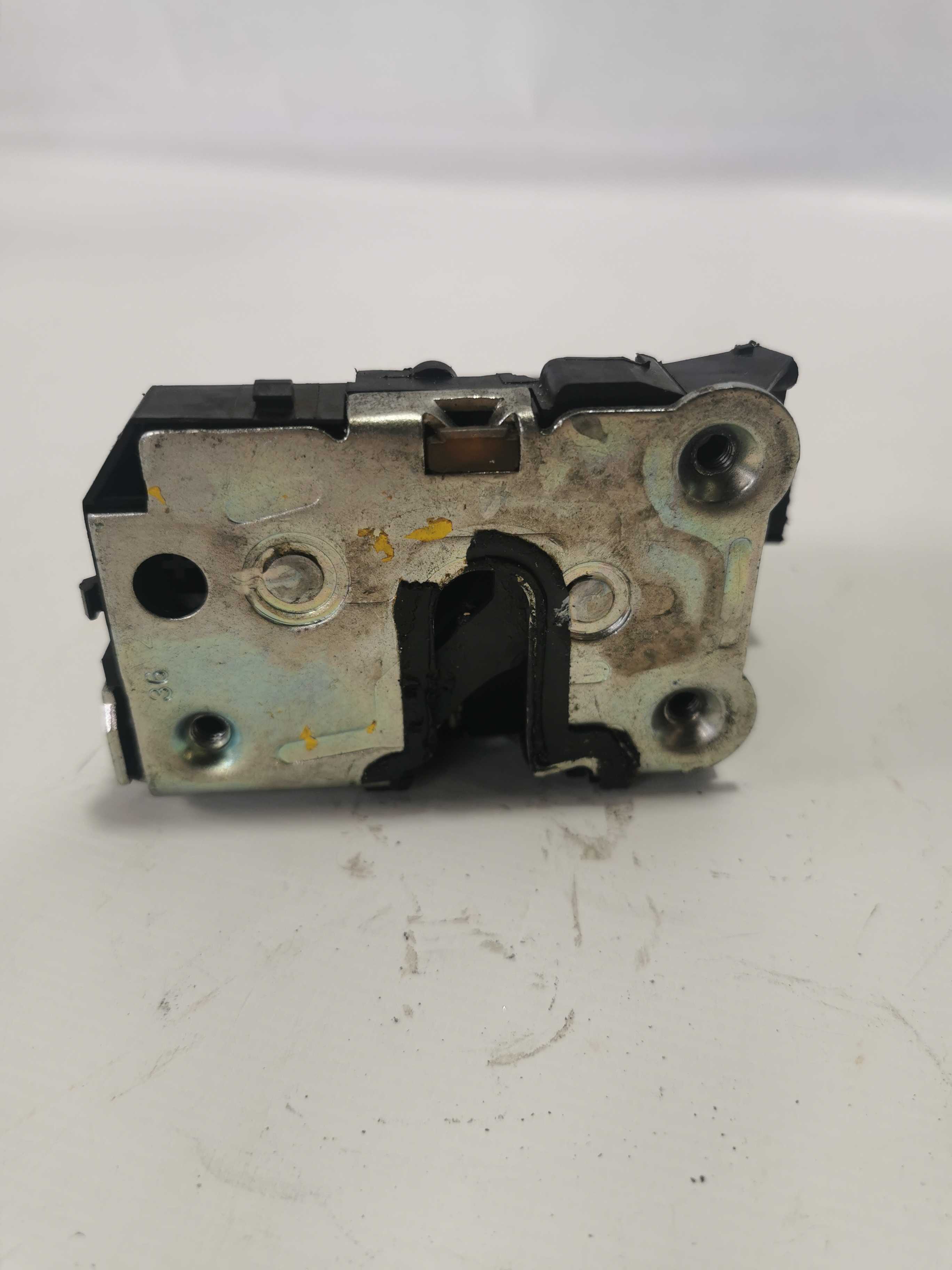 Fechadura Da Porta Traseira Esquerda Sandero Stepway 2013 4
