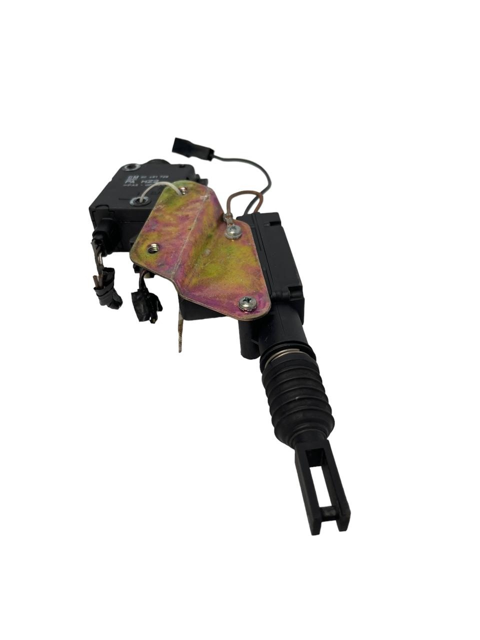 Trava Elétrica Porta-malas Corsa Super 1998 93256862 2