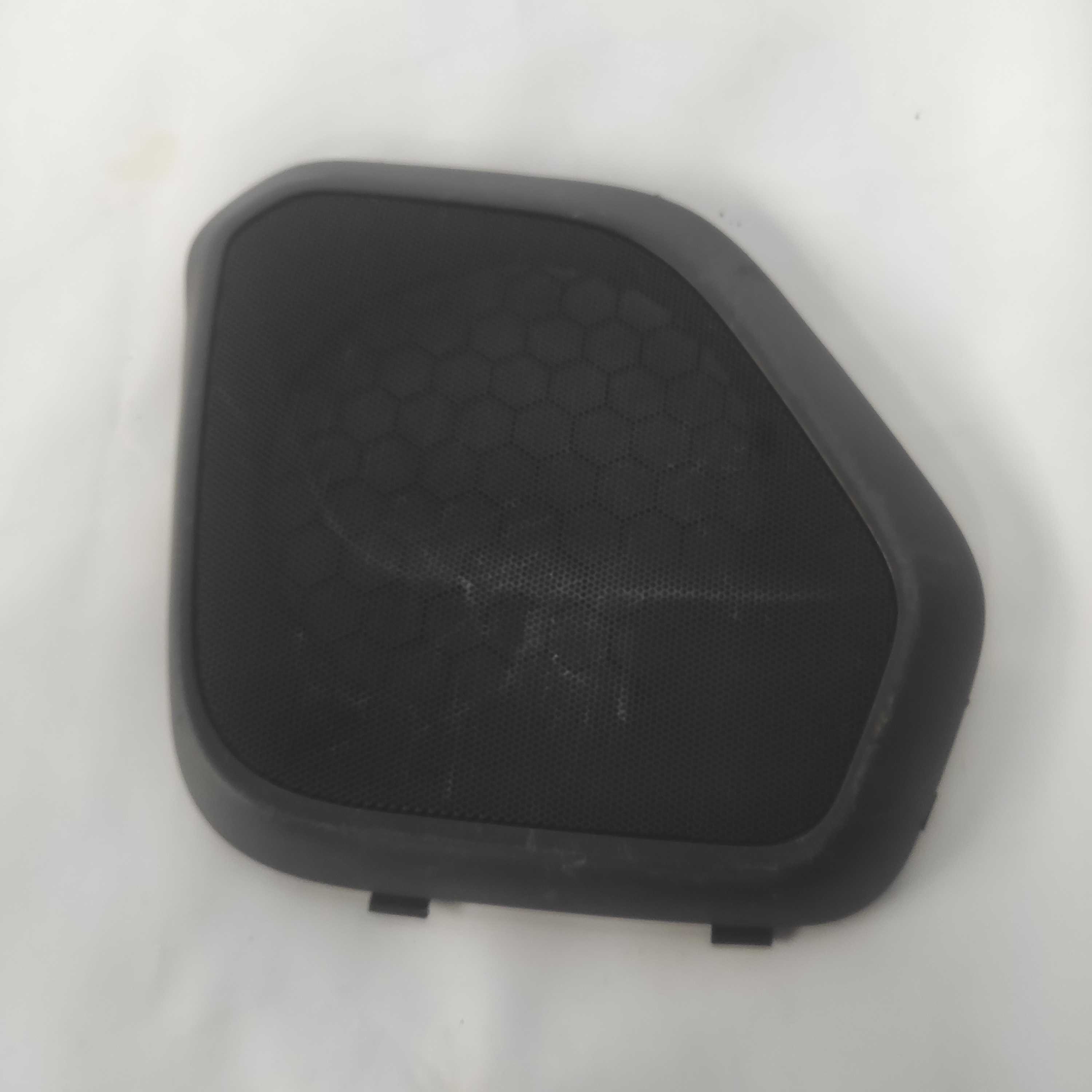 Tela Do Auto-falante Dianteira Direita Spin 2017 52018587 Cinza-escuro