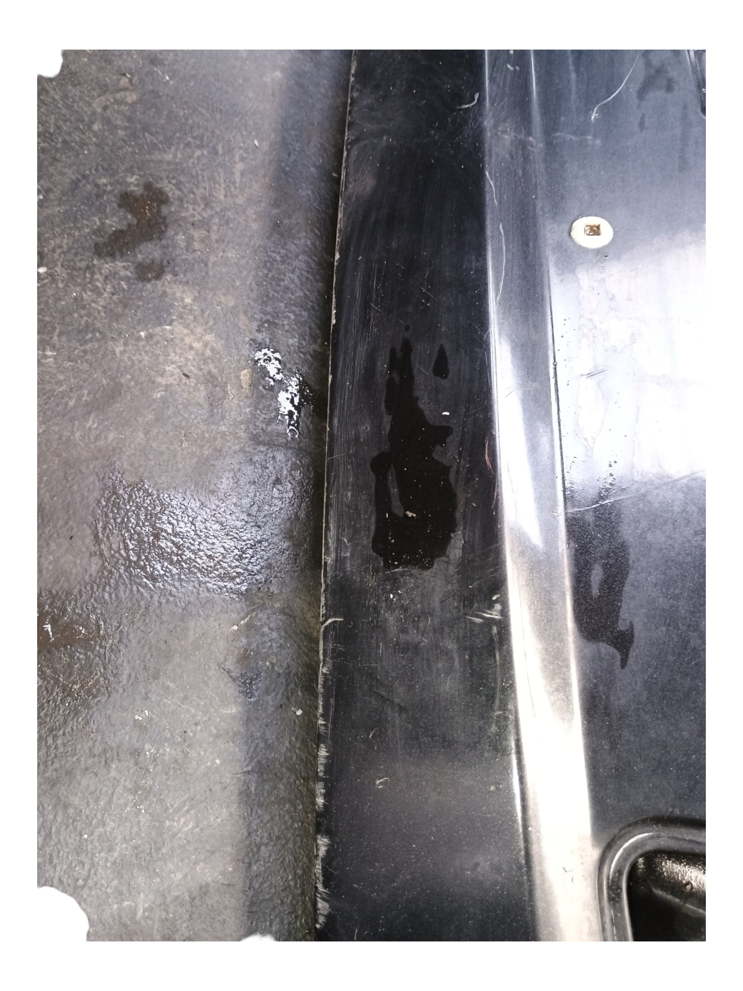 Tampa Traseira Fiat Stilo 2003 Com Detalhes 3