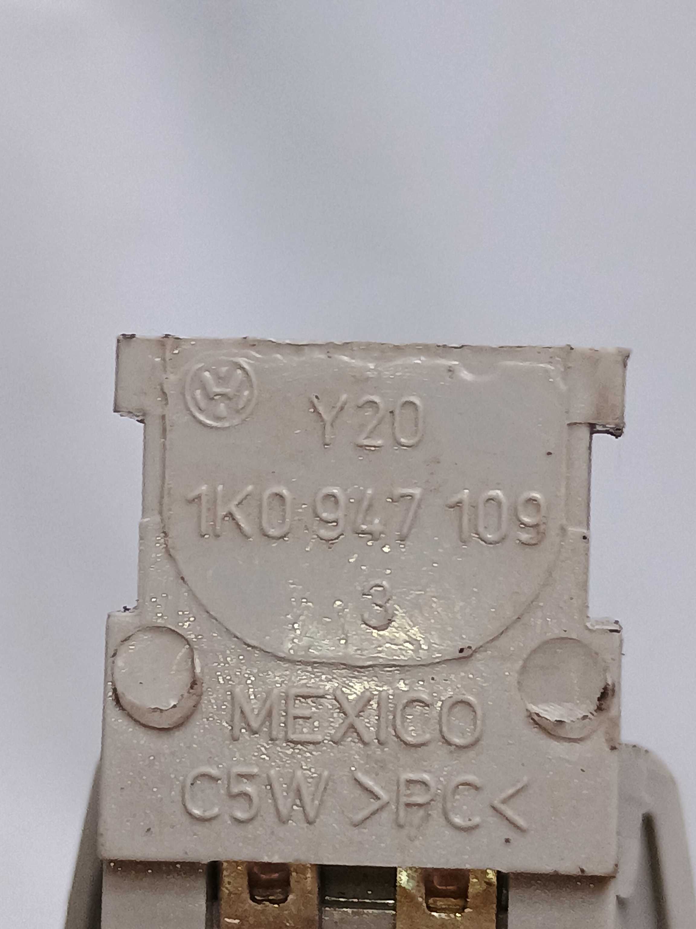 Luz Cortesia Lateral Vw Virtus 1.0 12v 2018 1k0947109 4