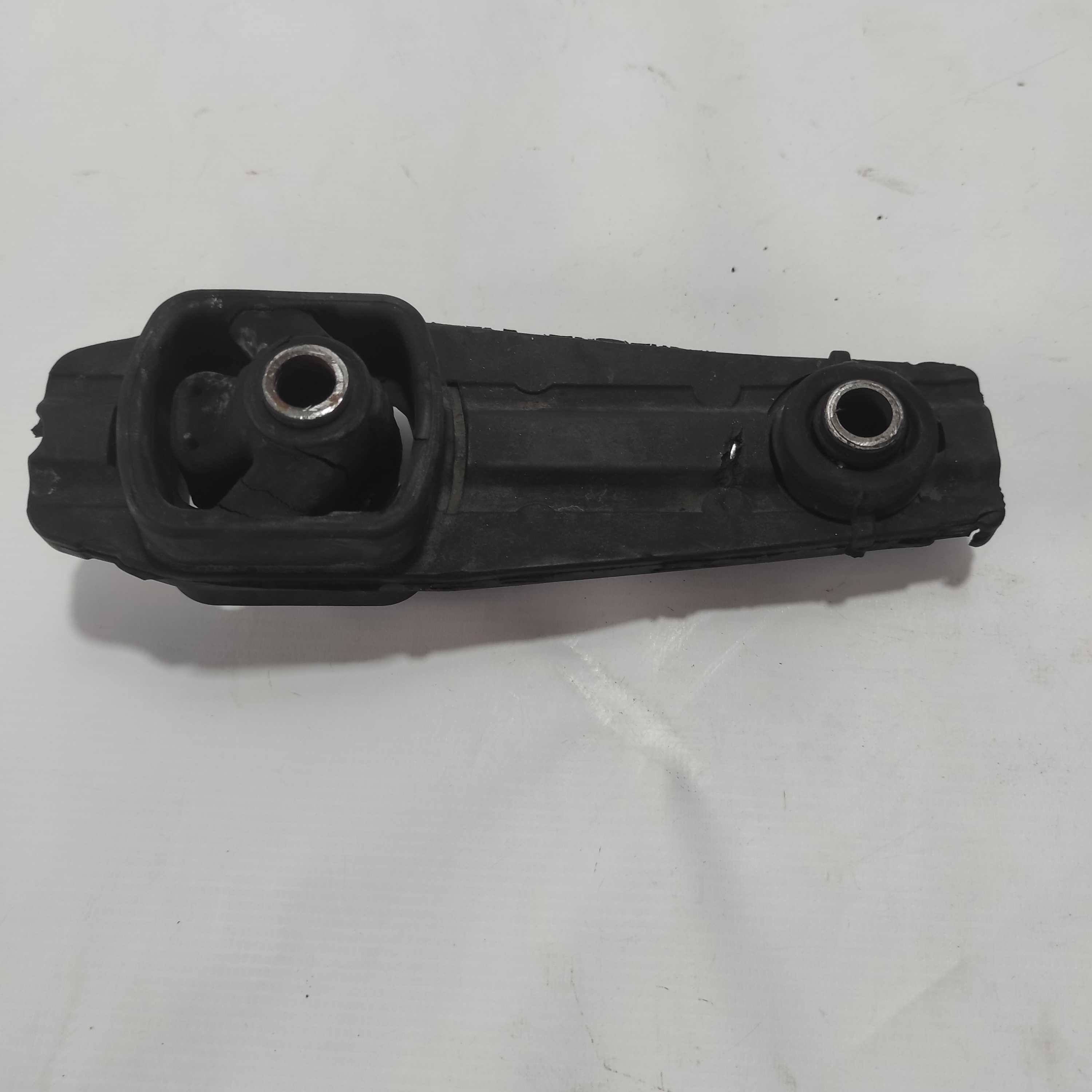 Coxim Traseiro Câmbio Citroen C3 Picasso 9681675280