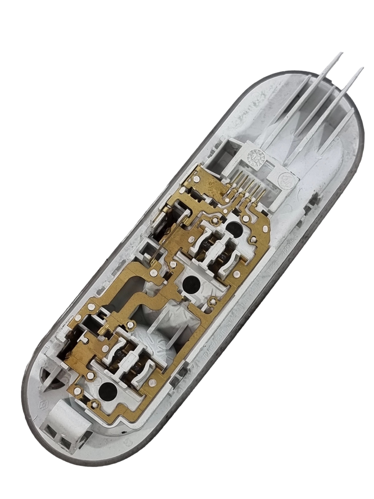 Luz Cortesia Renault Logan 1.6 2015 8200073231 3