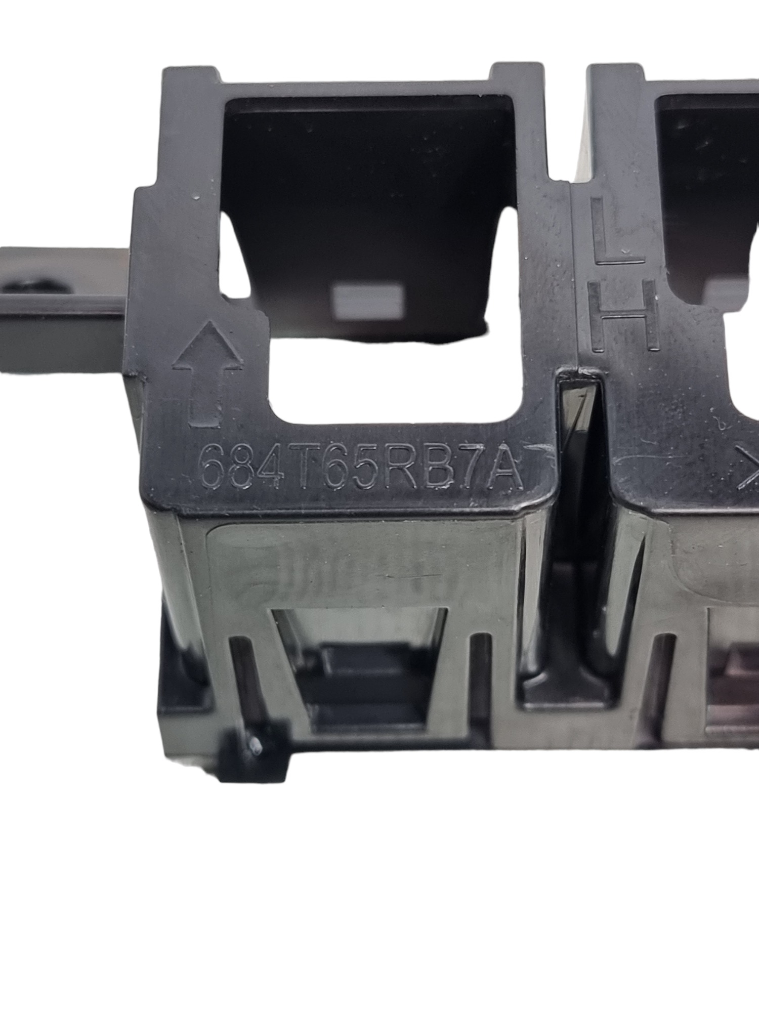 Moldura Botão Controle Tração Kicks Sv 2017 684t65rb7a 3