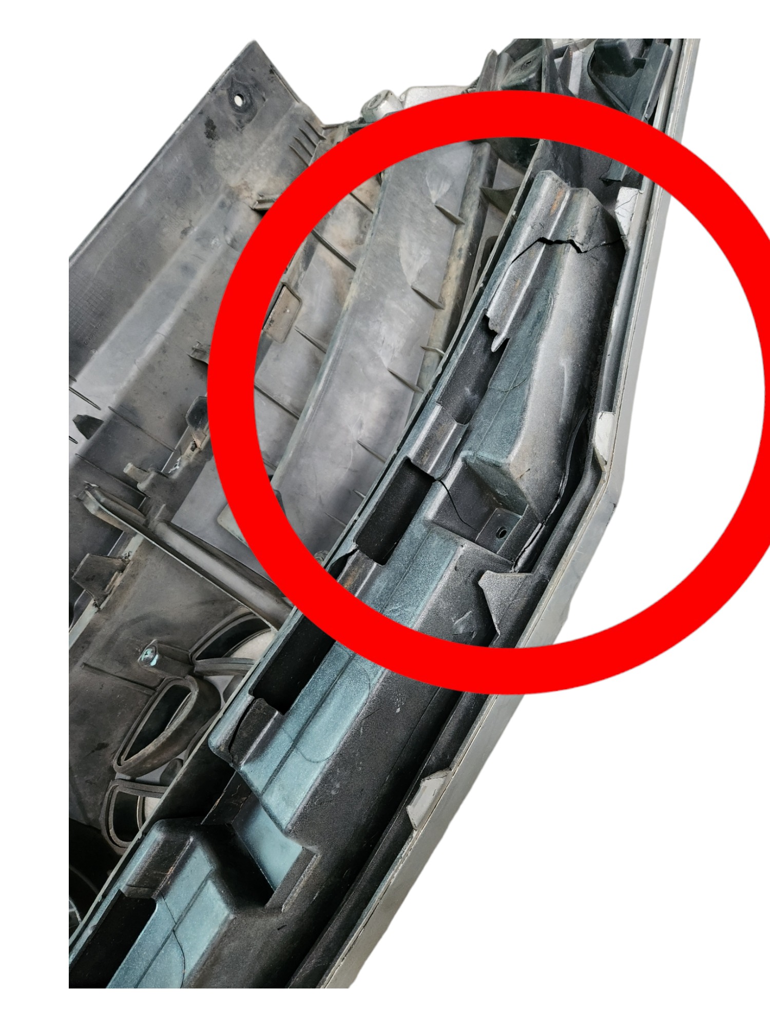 Grade Para-choque Dianteiro Hyundai Hb20 2013 Com Detalhe Prata Plástico 3
