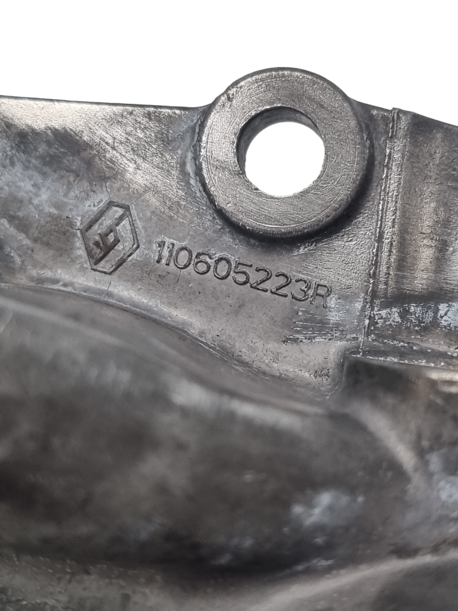 Carcaça Válvula Termostática Renault Oroch 2021 110605223 4
