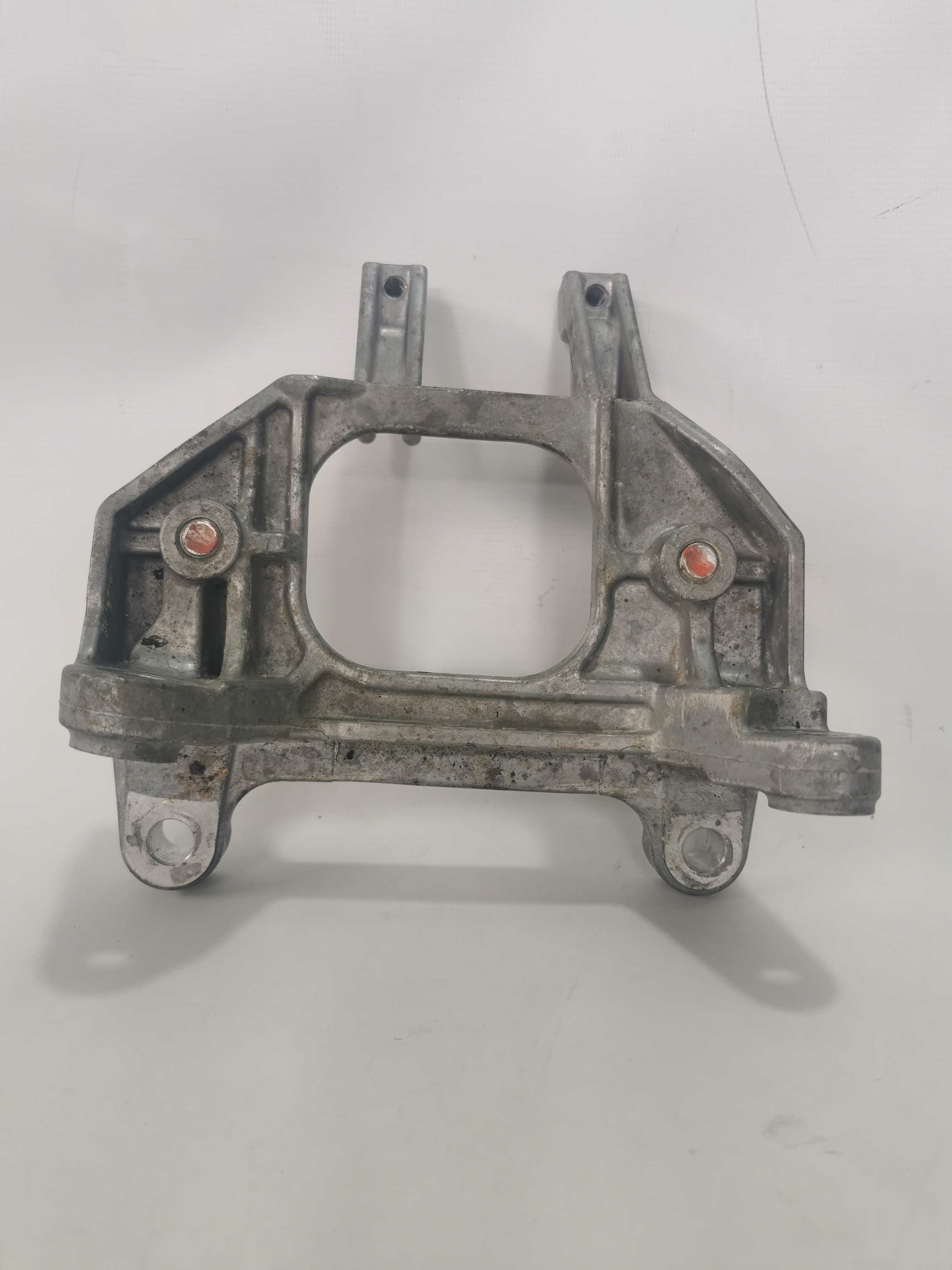 Suporte Do Coxim Do Cambio Nissan Versa 1.6 5