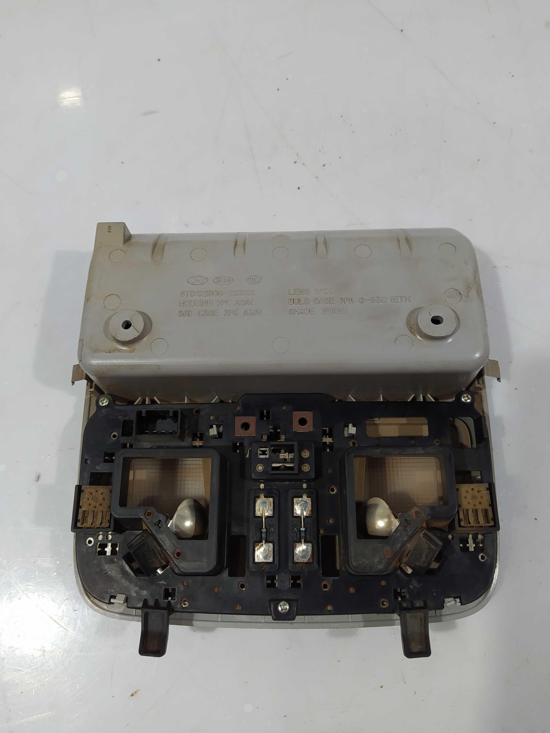Luz Teto Cortesia Porta Óculos Hyundai Ix35