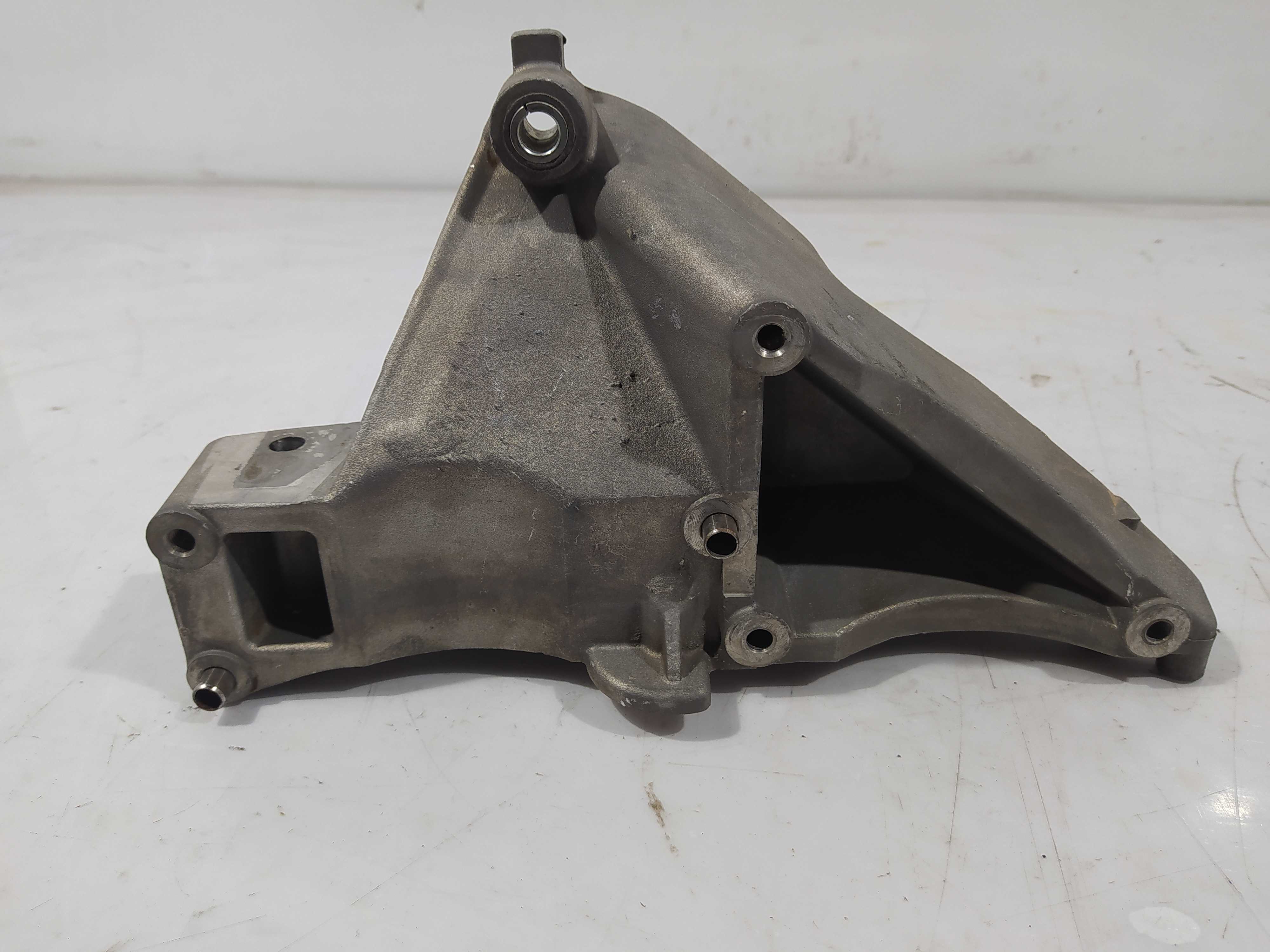 Suporte Do Compressor E Alternador Palio Siena Uno Original