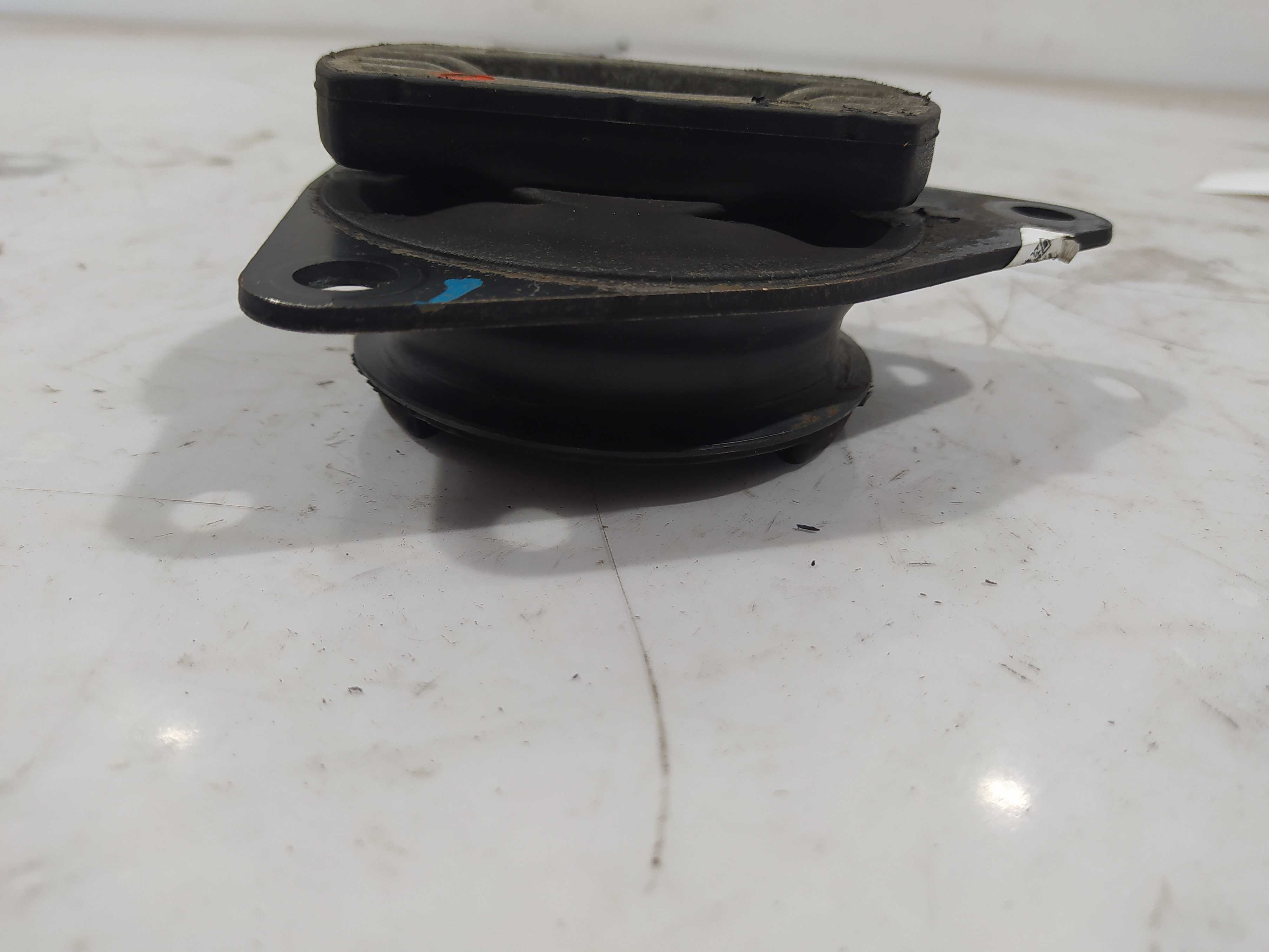 Coxim Do Motor Lado Esquerdo Fiat Uno Sporting 1.4 2