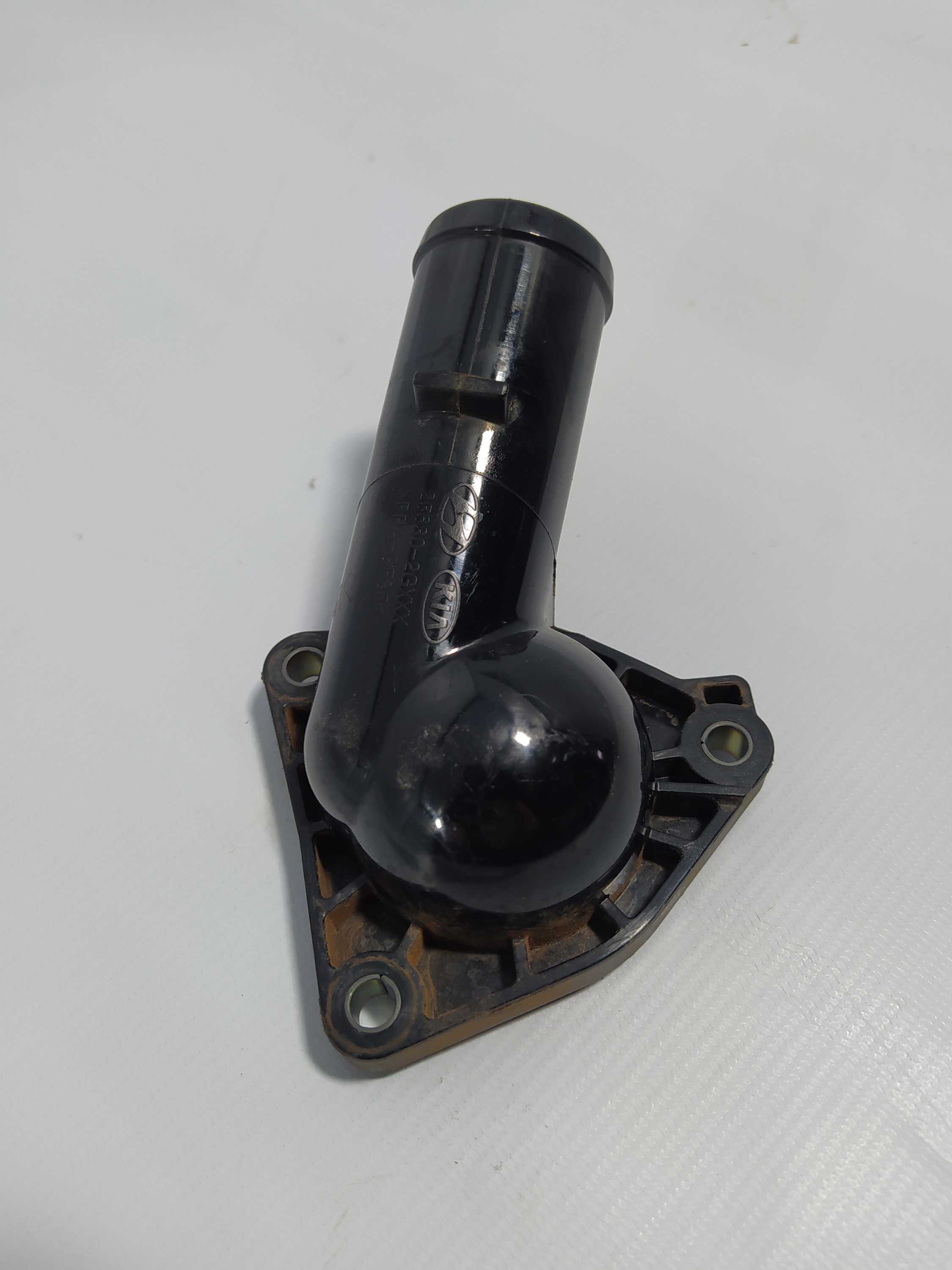 Flange Da Válvula Termostática Hyundai Ix35 2.0 Gasolina