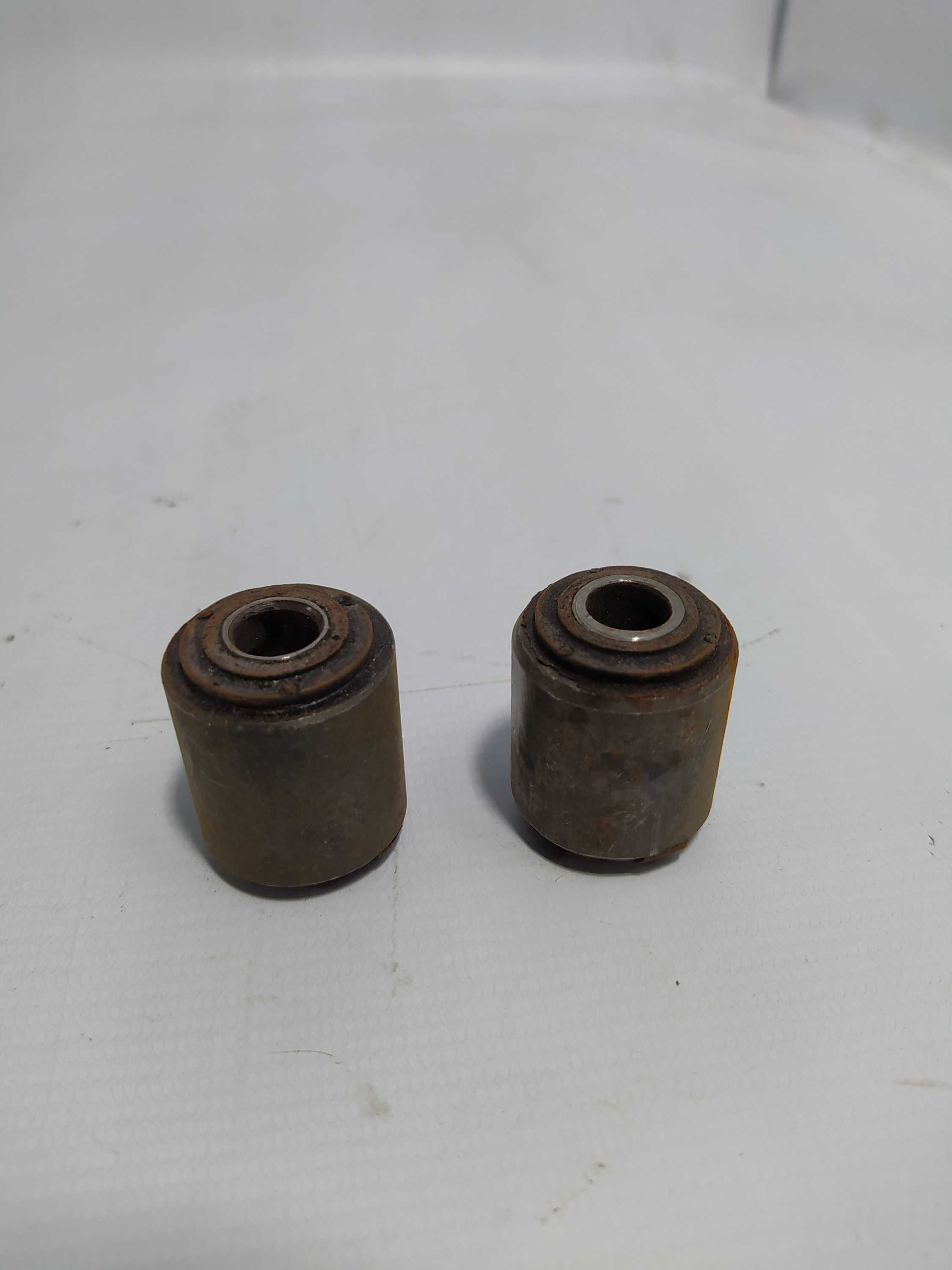 Par Bucha Extremidade Bandeja Dianteira Peugeot 205