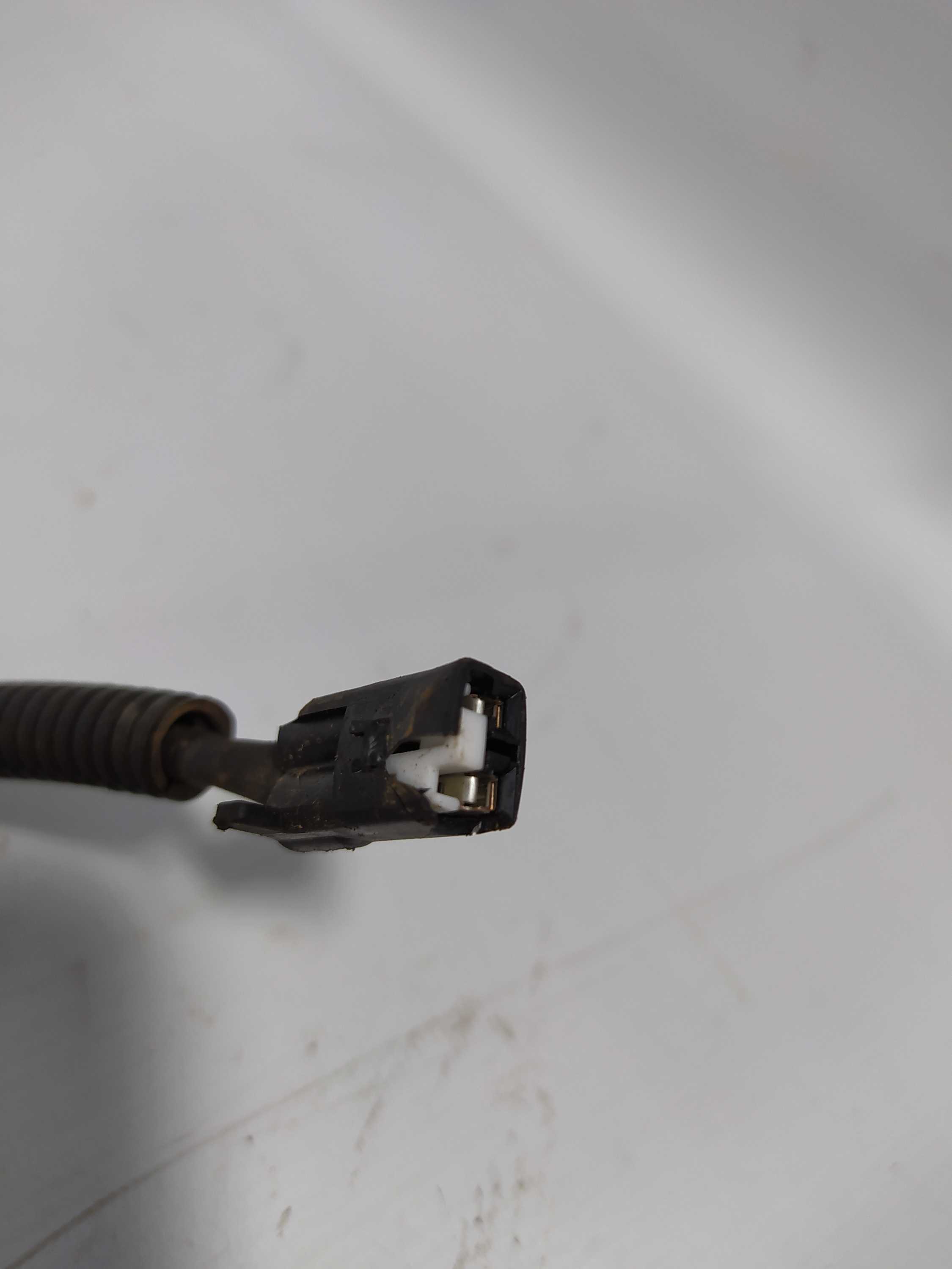 Sensor De Abs Dianteiro Esquerdo Hyundai I30 598102l300