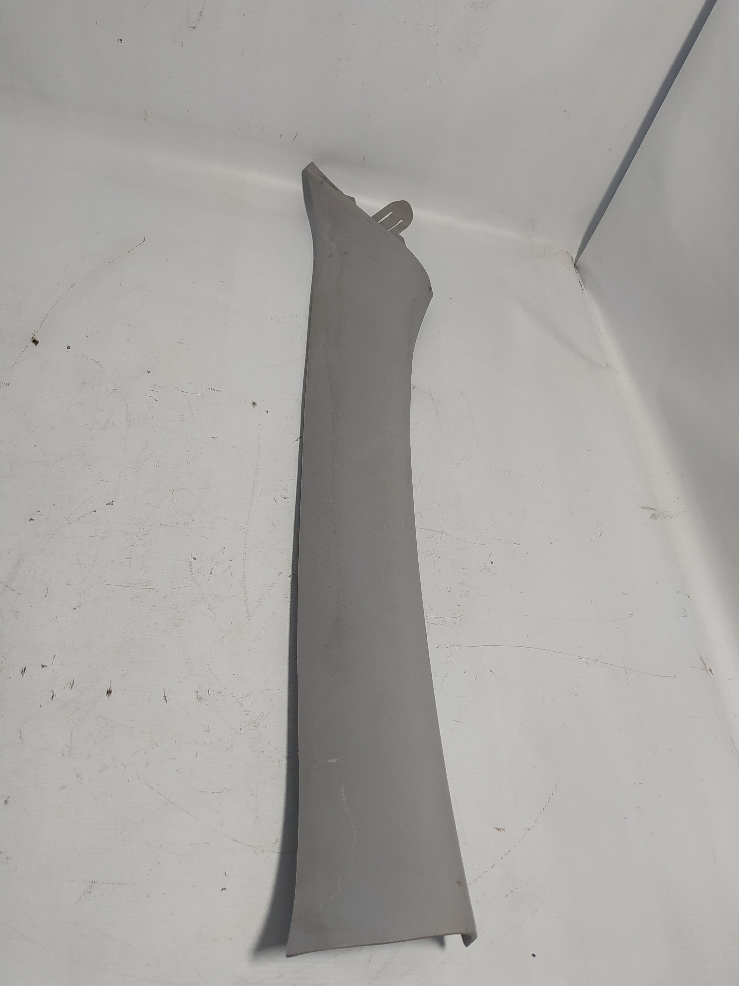 Moldura Interna Esquerda Parabrisa Hyundai I30 2008 2012