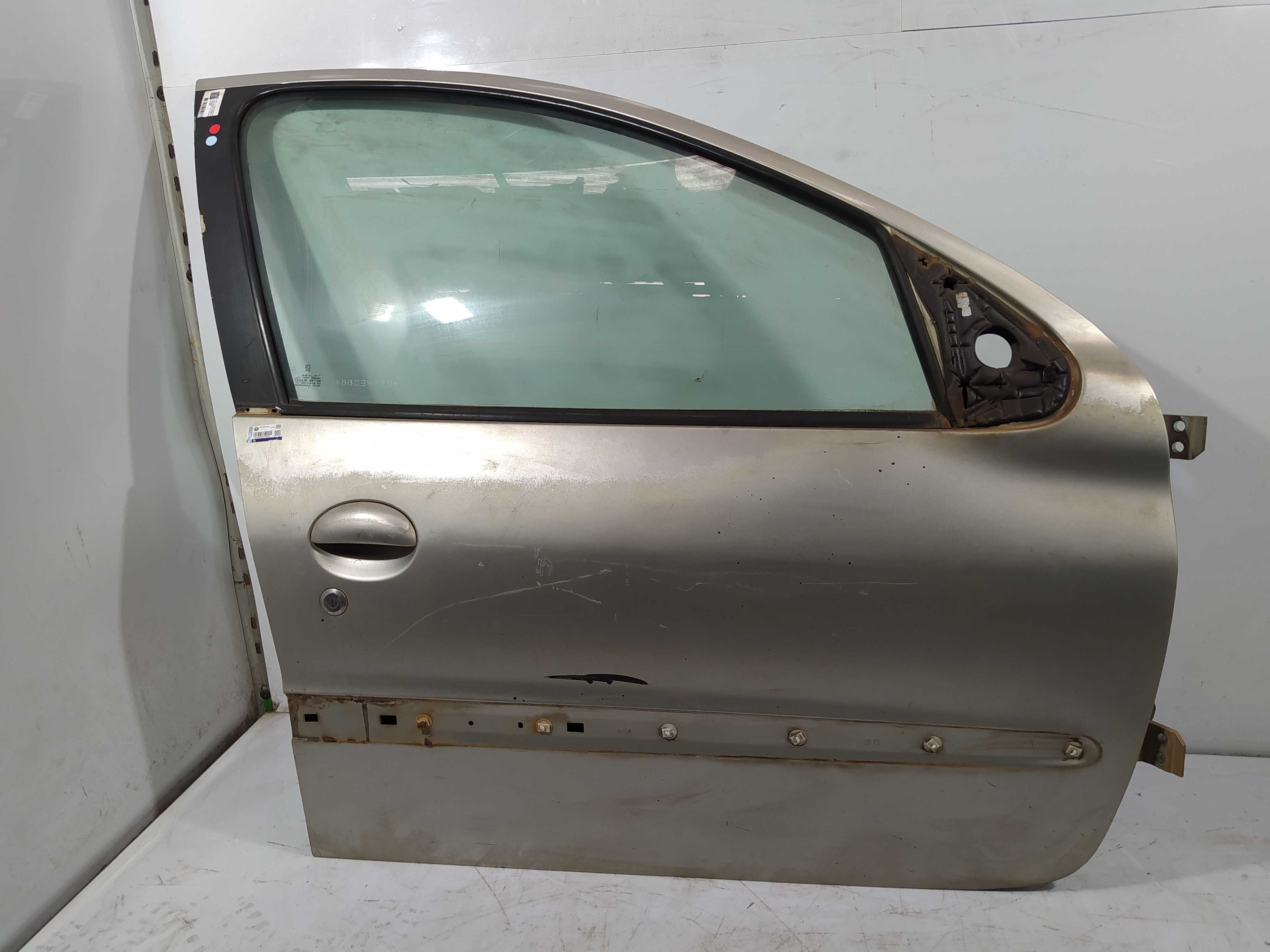 Porta Dianteira Ld Peugeot 206 4 Portas Com Vidro E Maçaneta