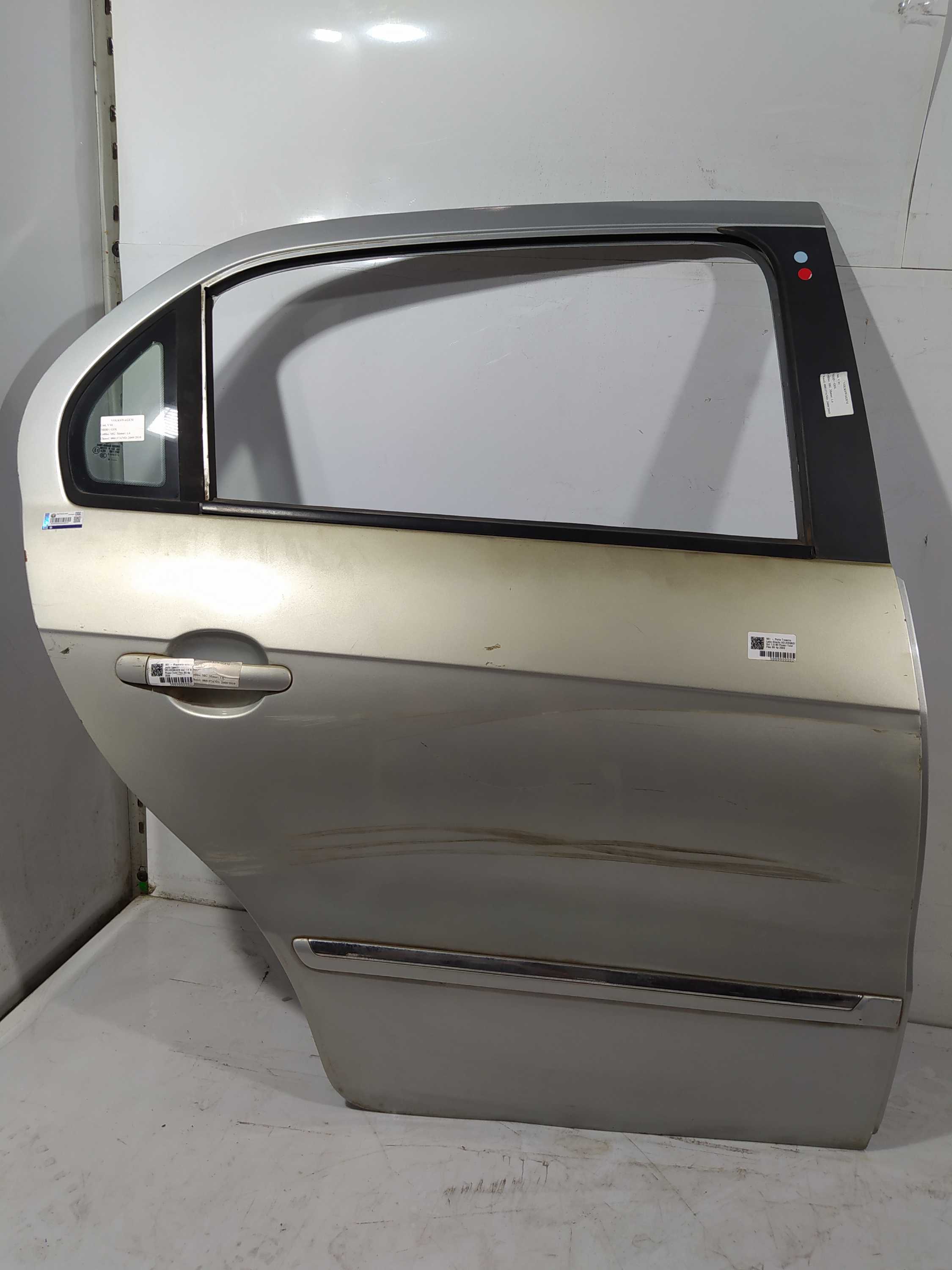 Porta Traseira Direita Vw Gol 2009/2010 Original C/ Detalhes