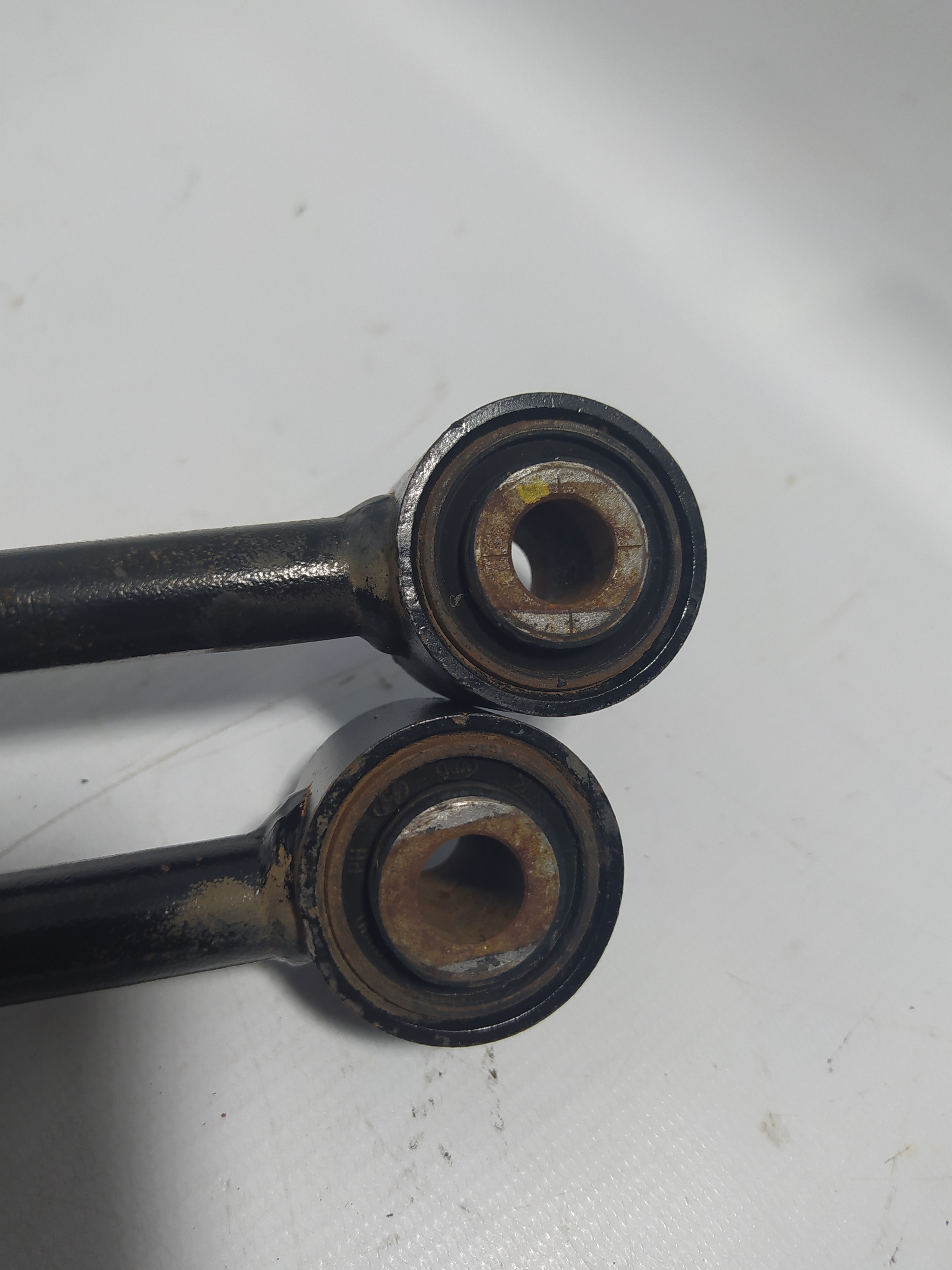 Par Bieleta Traseira Hyundai I30  2010 A 2012 2.0 Original