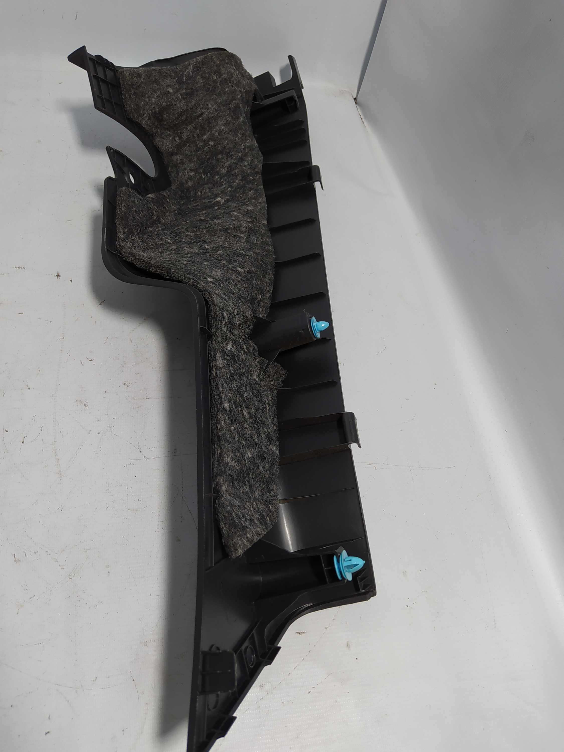 Acabamento Lateral Traseiro Hyundai I30 Esquerdo 2