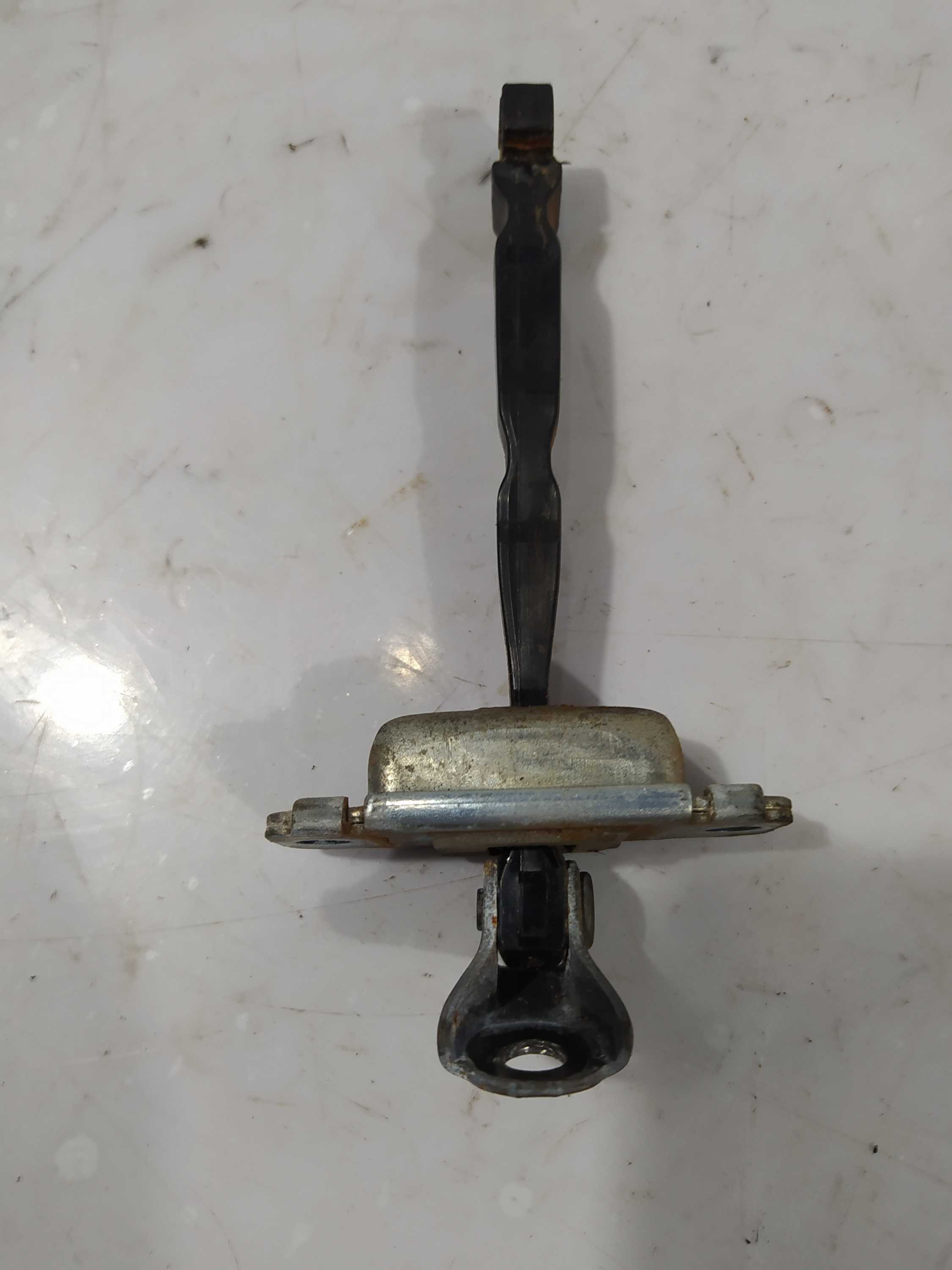 Limitador De Porta Hyundai Ix35 Traseiro Esquerdo Original 1