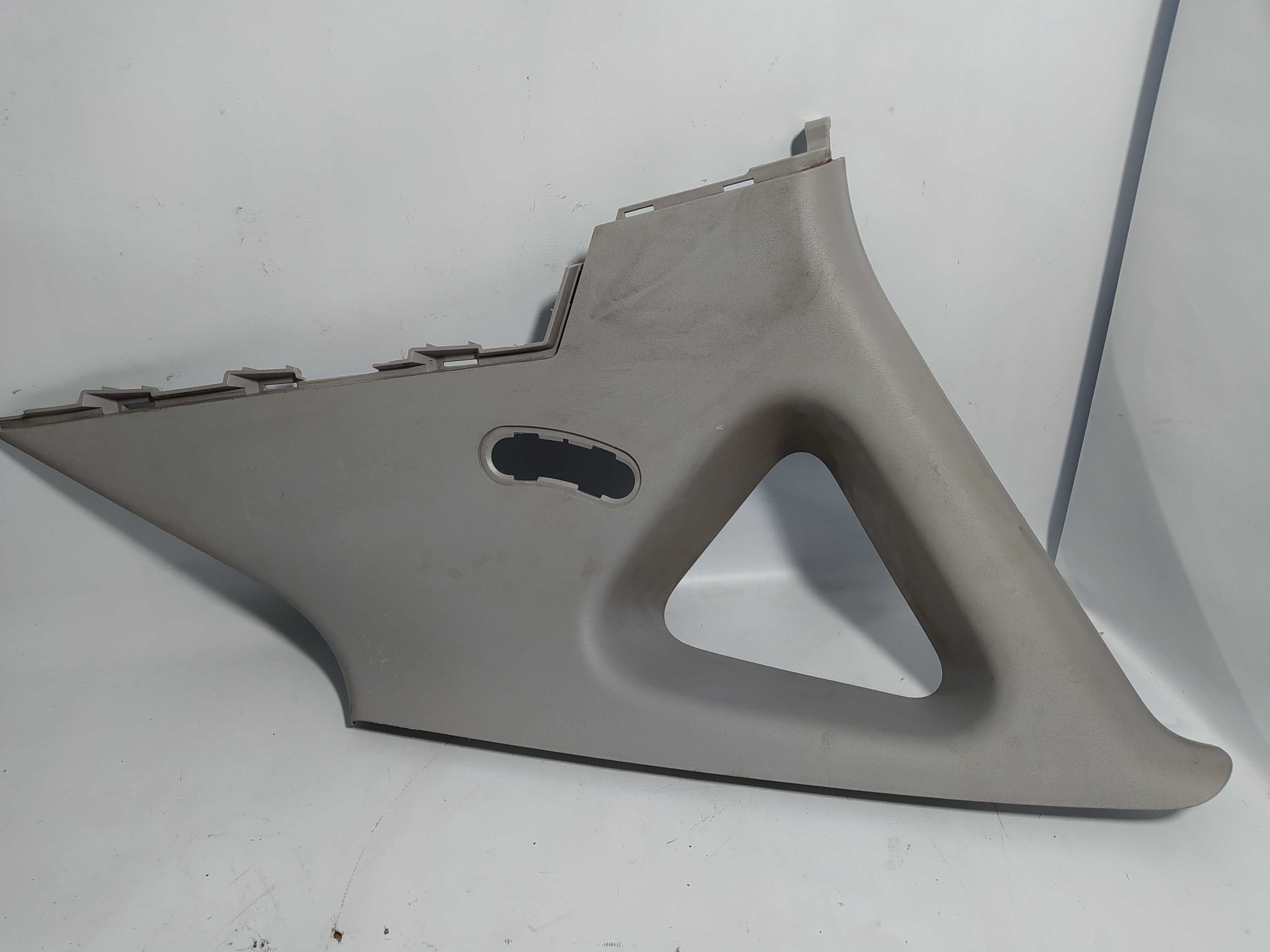 Acabamento Coluna Traseira Direita I30 2009 85860-2l00 1