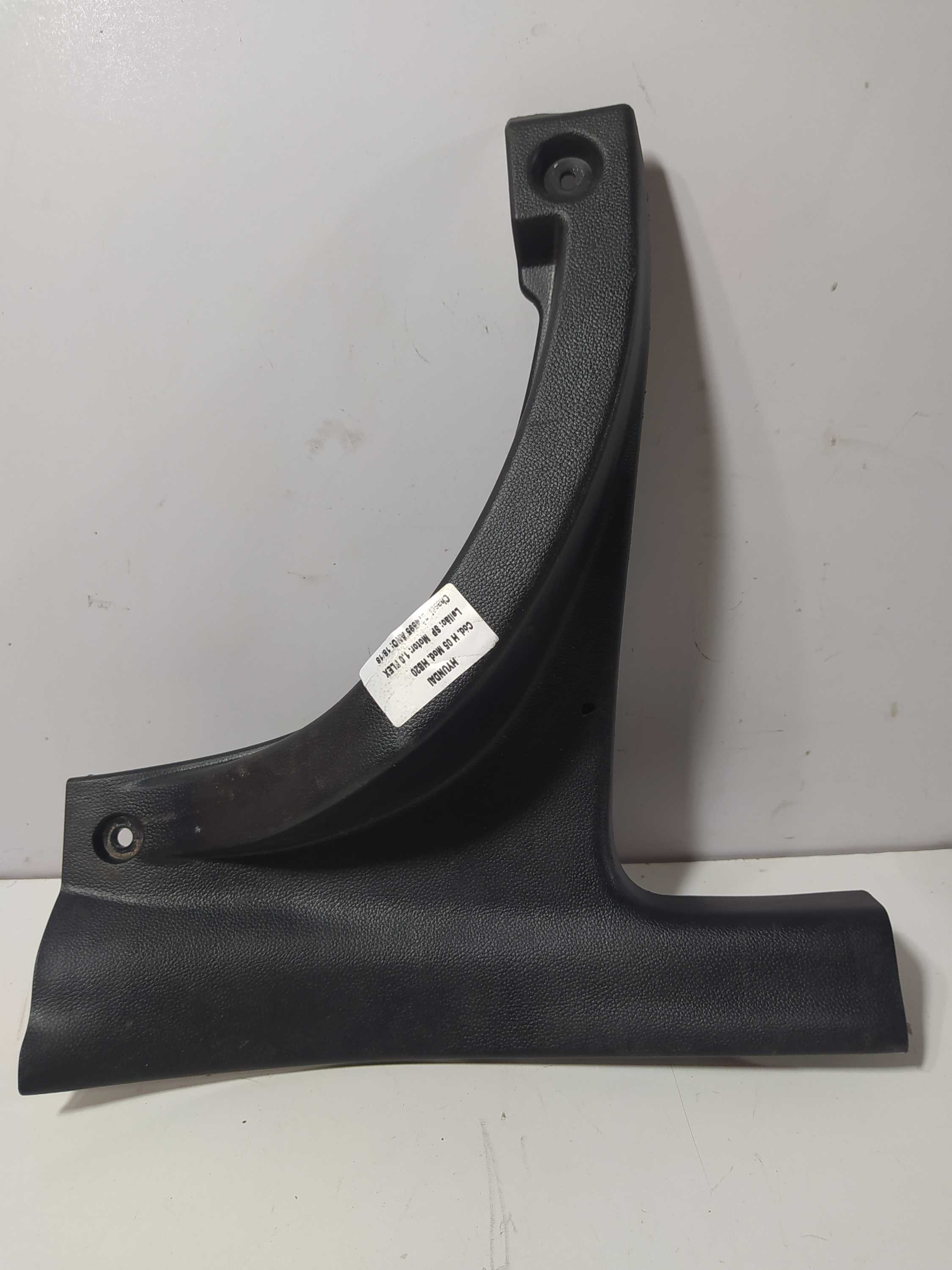 Moldura Acabamento Porta Traseira Direito Hyundai Hb20 2018 2