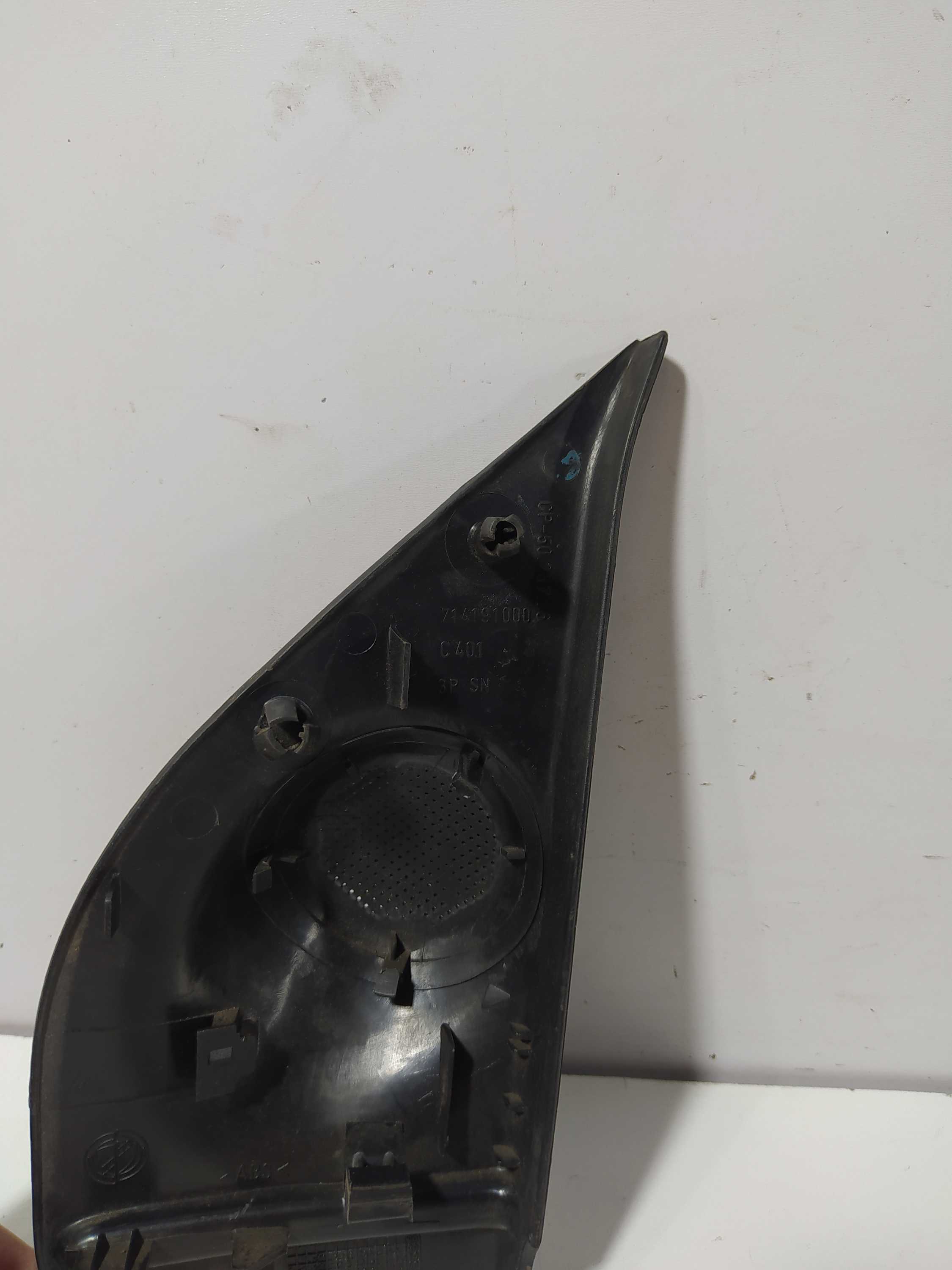 Acabamento Lateral Do Retrovisor Palio Lado Direito Preto 2