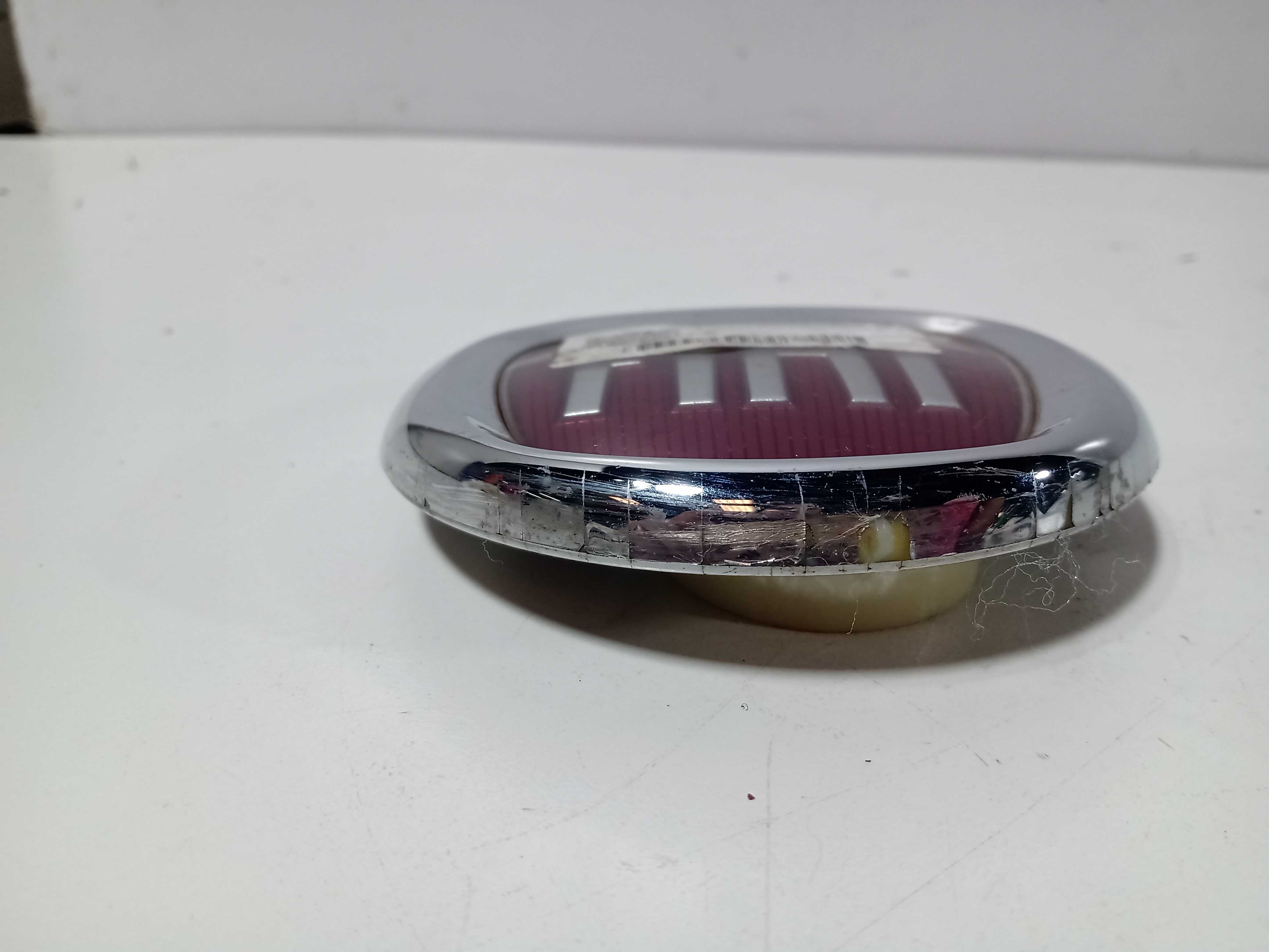 Emblema Dianteiro Uno Vivace 2015