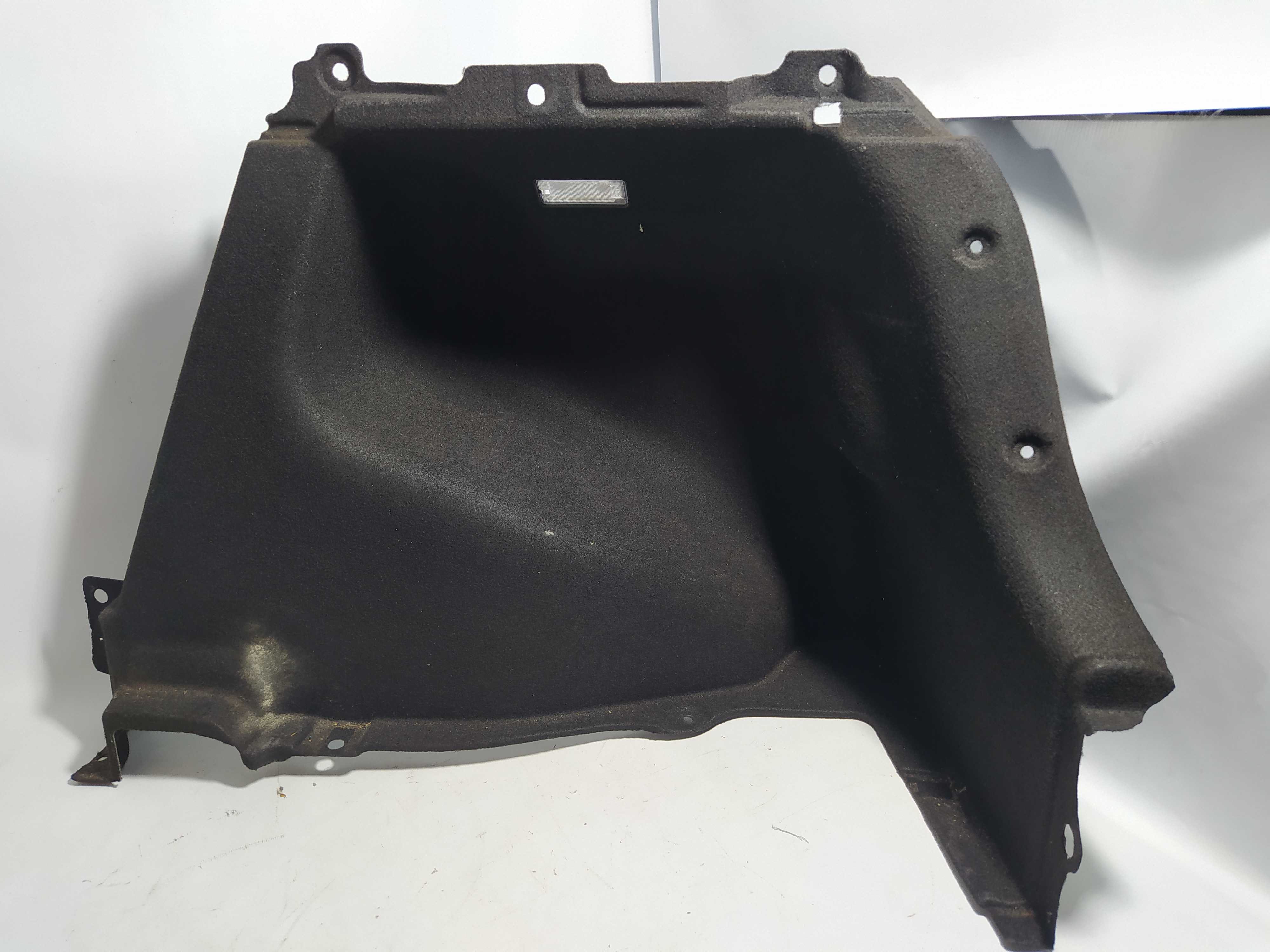 Moldura Acabamento Lateral Hyundai I30 Lado Direito 1