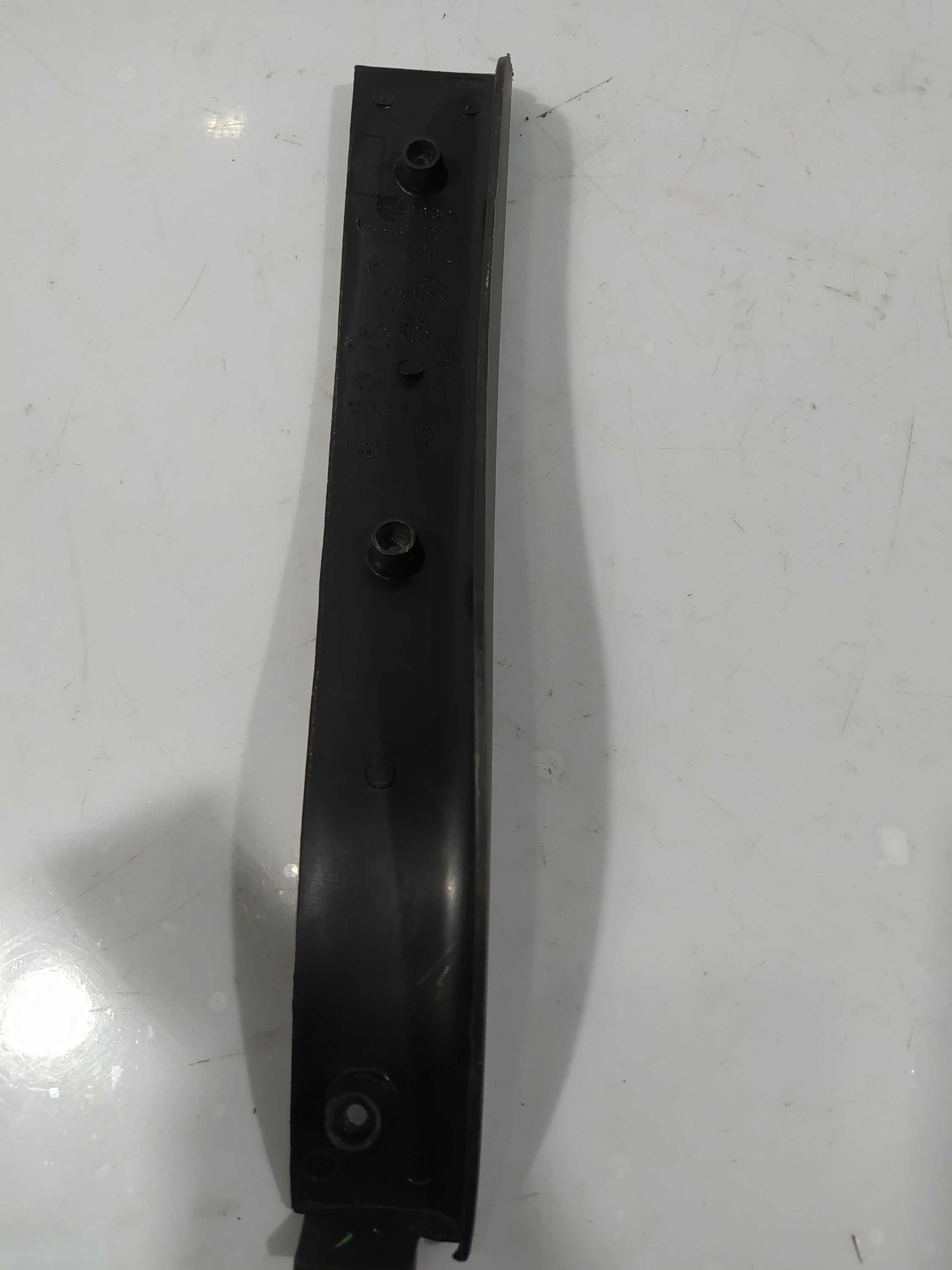 Acabamento Dianteiro Da Soleira Lado Esquerdo Ducato Boxer J 1