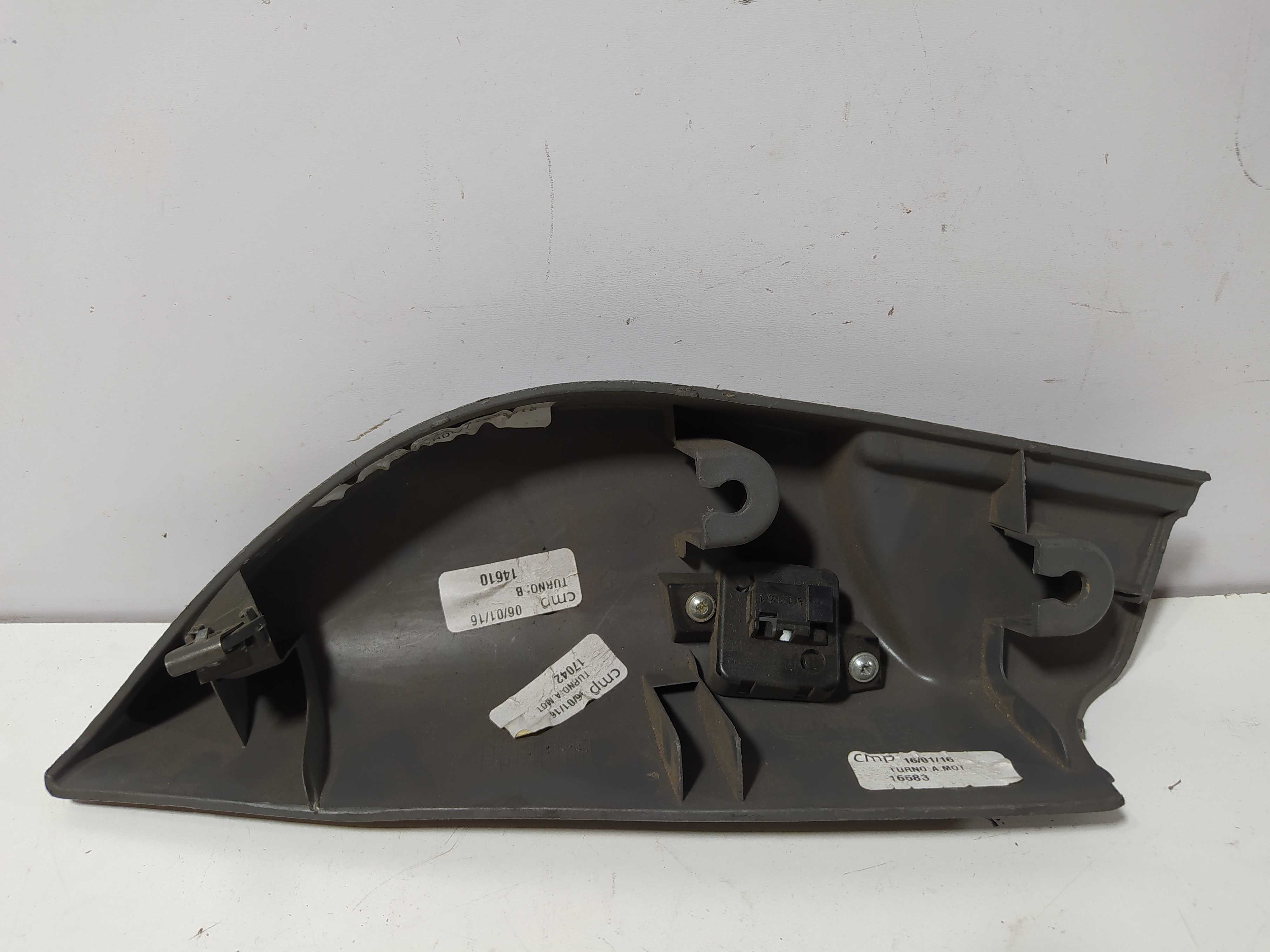 Acabamento Interno Retrovisor Palio Siena Lado Direito Cinza 1