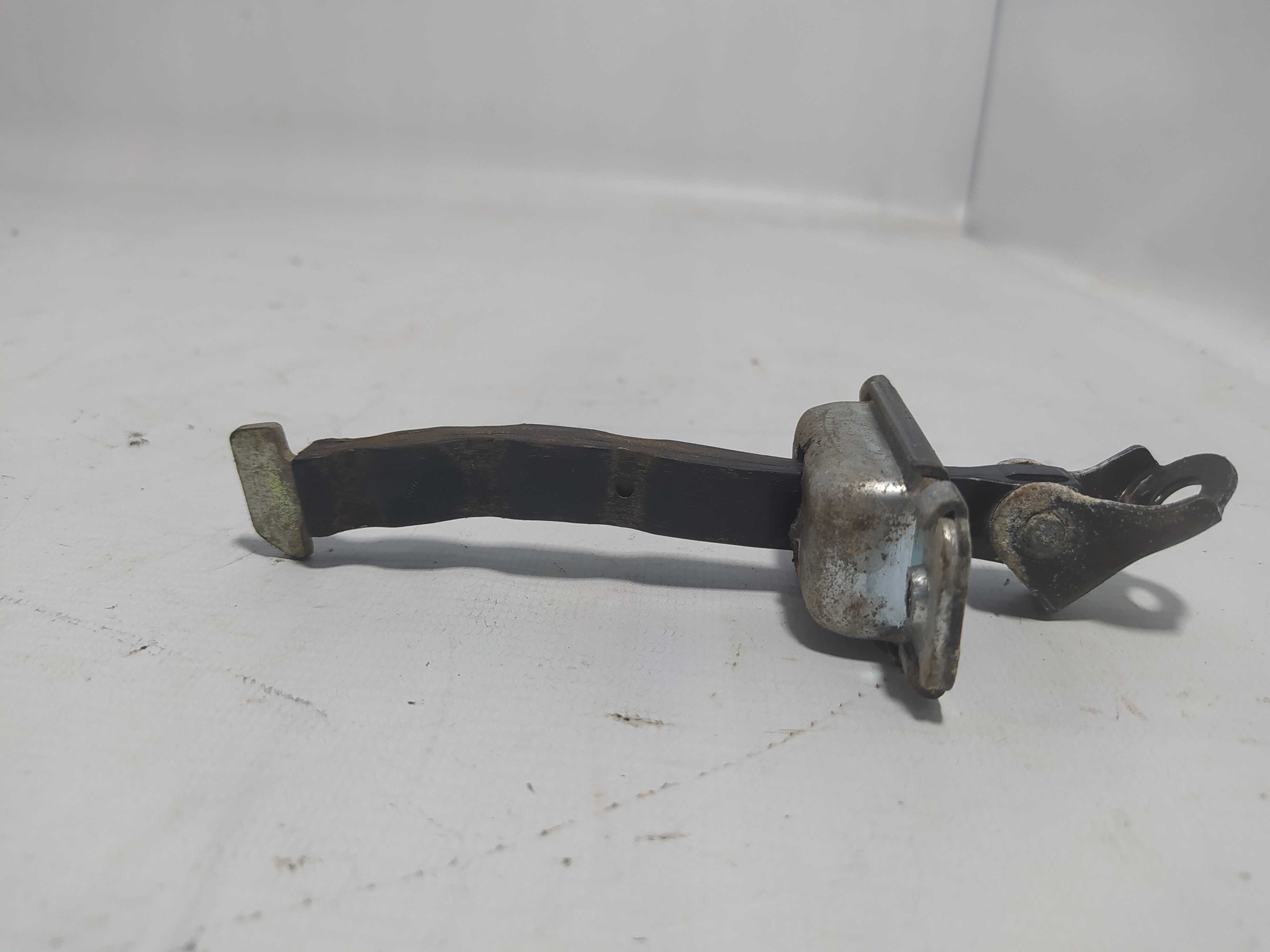 Limitador De Porta Dianteiro Esquerdo Hyundai Hb20 Original 2