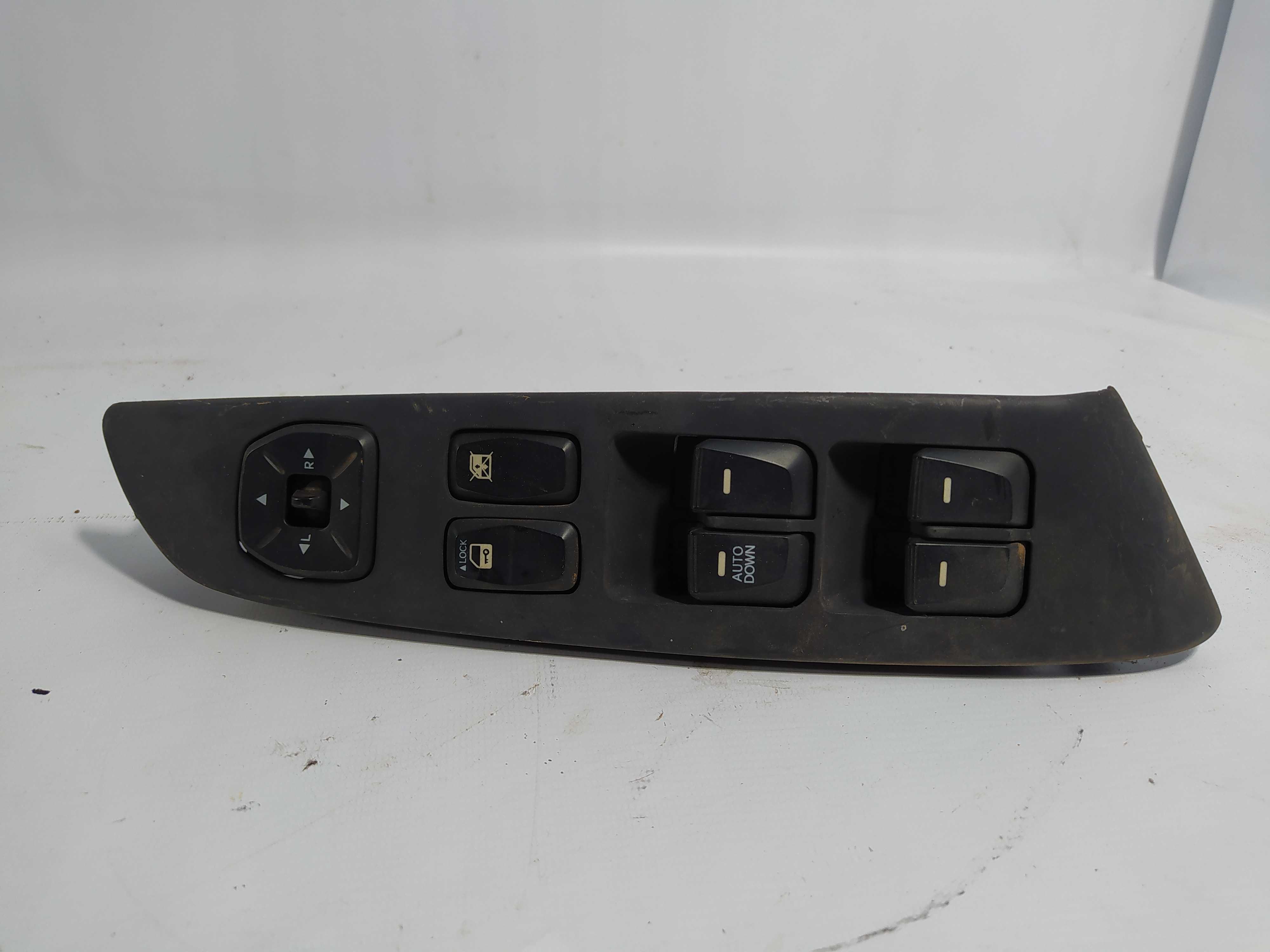 Comando  Vidro Dianteiro Esquerdo Hyundai Ix35 3834901310