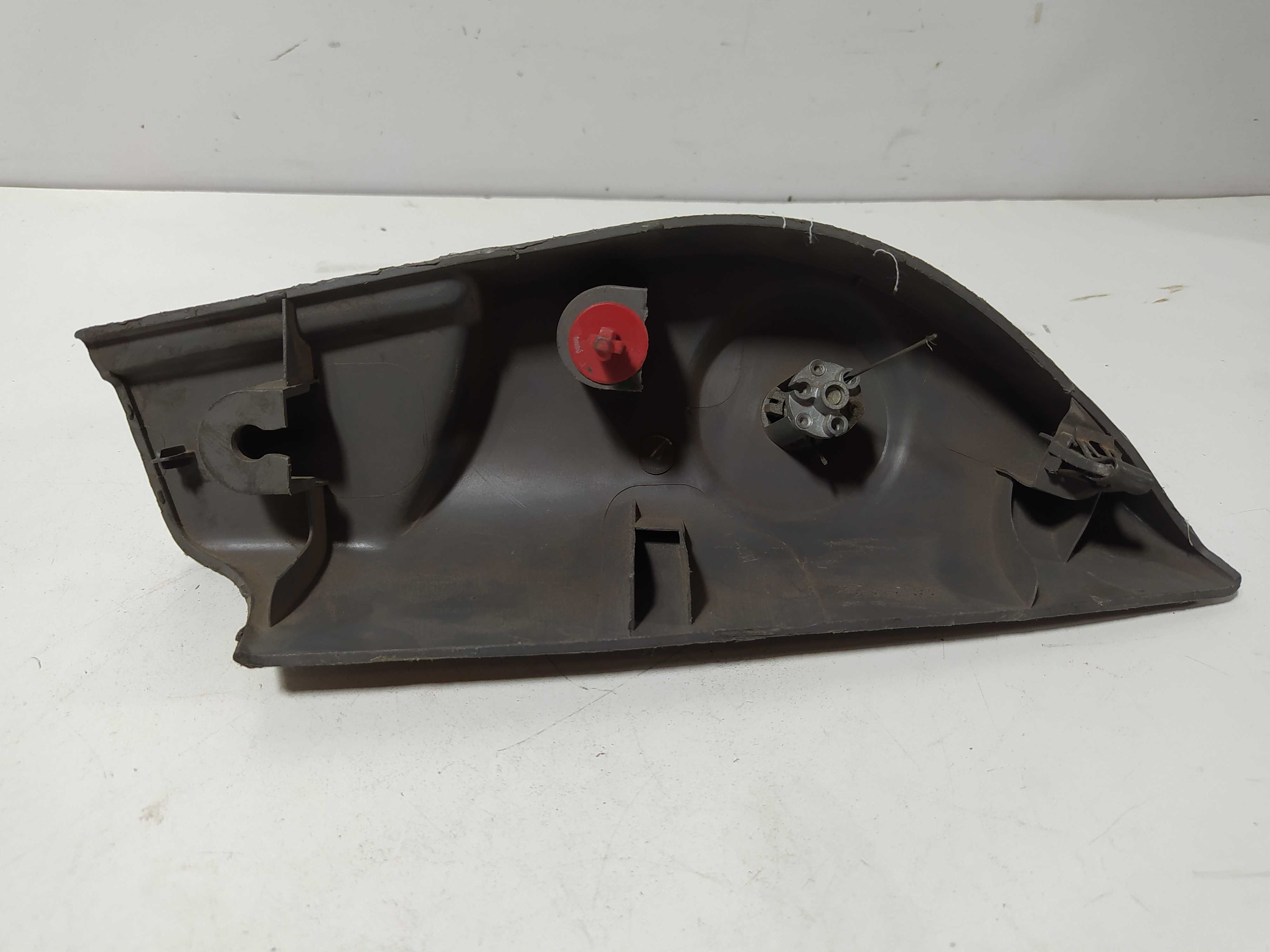 Acabamento Lateral Do Retrovisor Palio Siena Lado Esquerdo Cinza 3