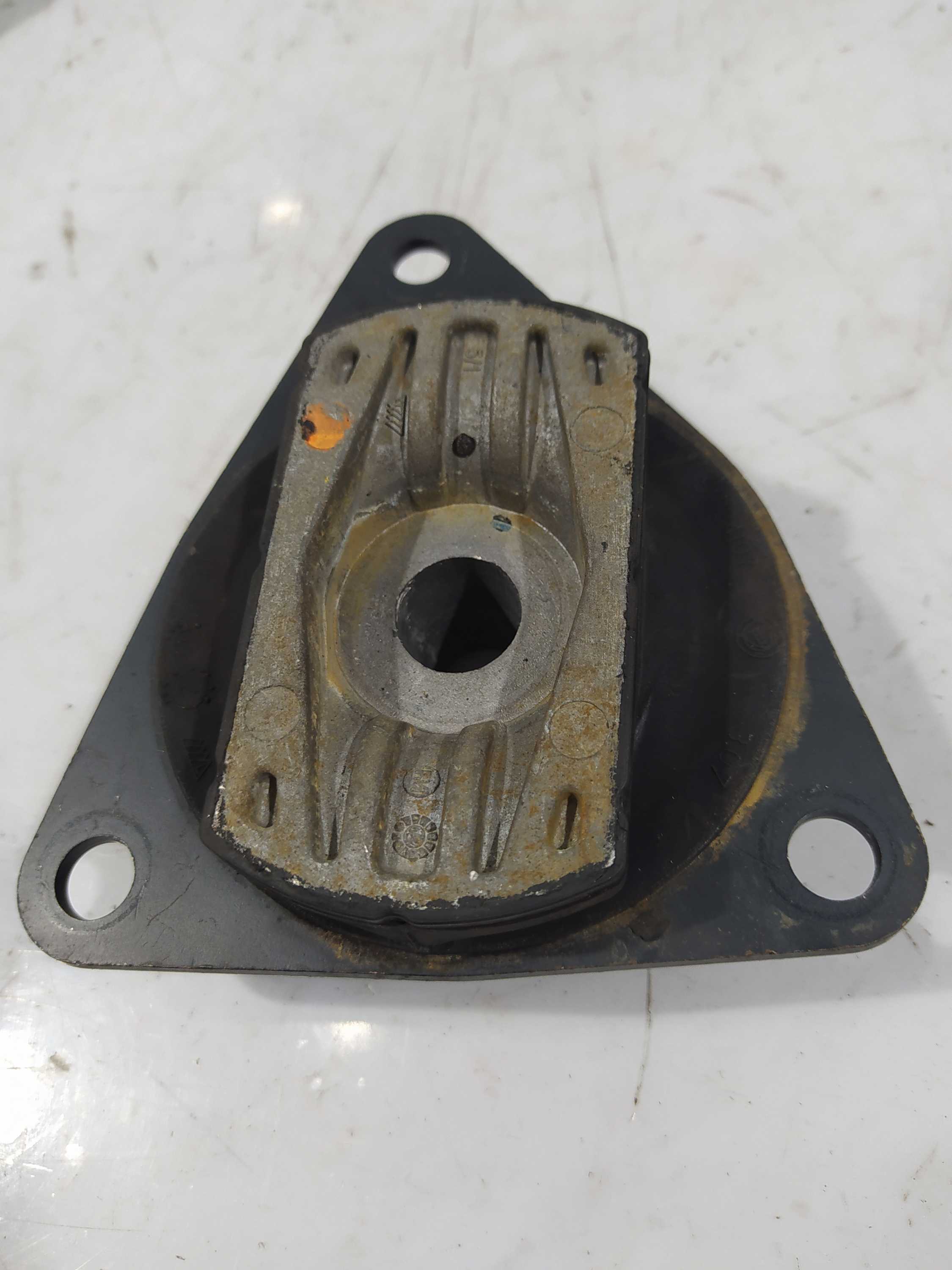 Coxim Do Motor Lado Esquerdo Fiat Uno Sporting 1.4 3