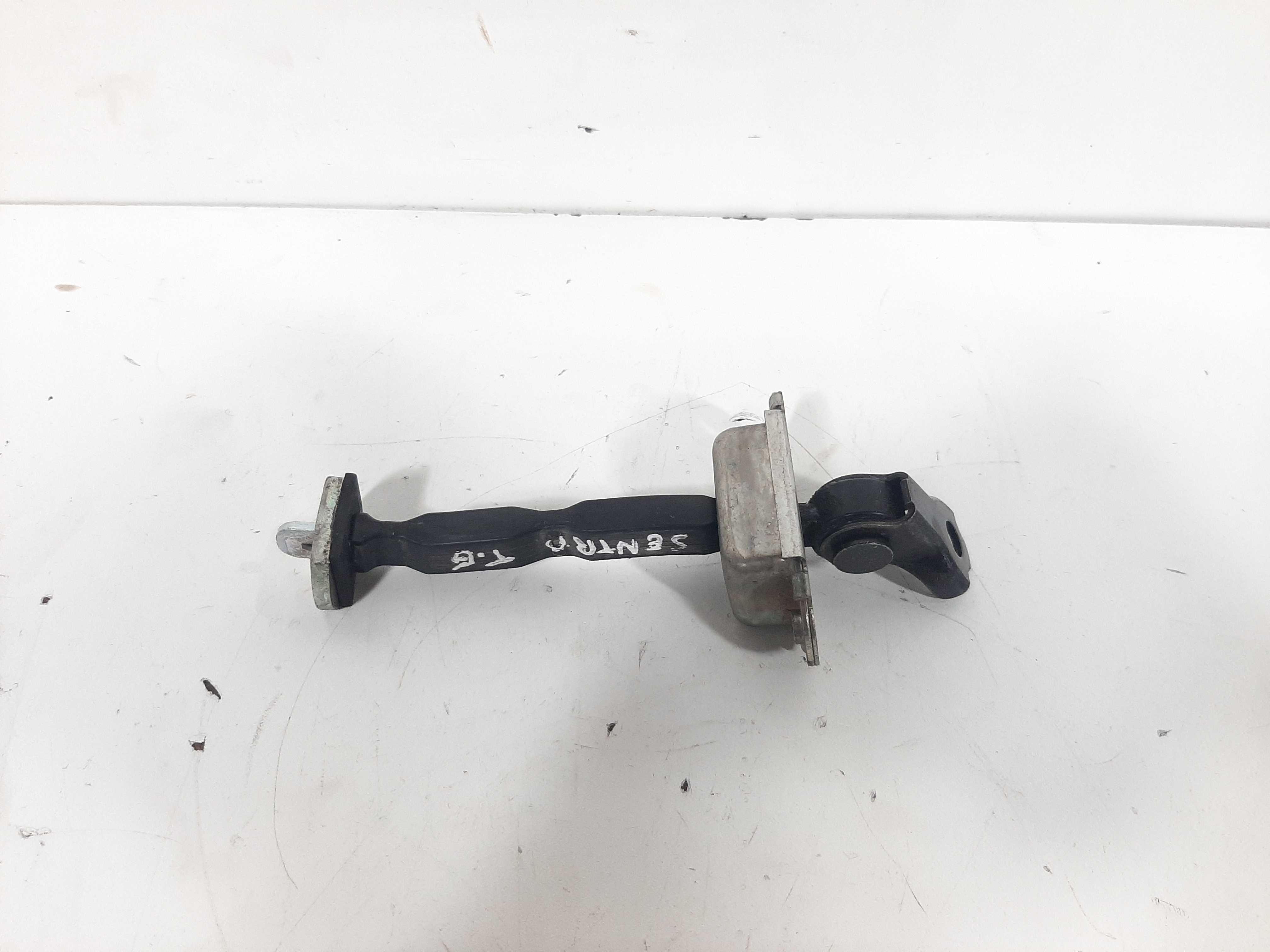 Limitador Porta Traseiro Esquerdo Nissan Sentra 2008 A 2013 5