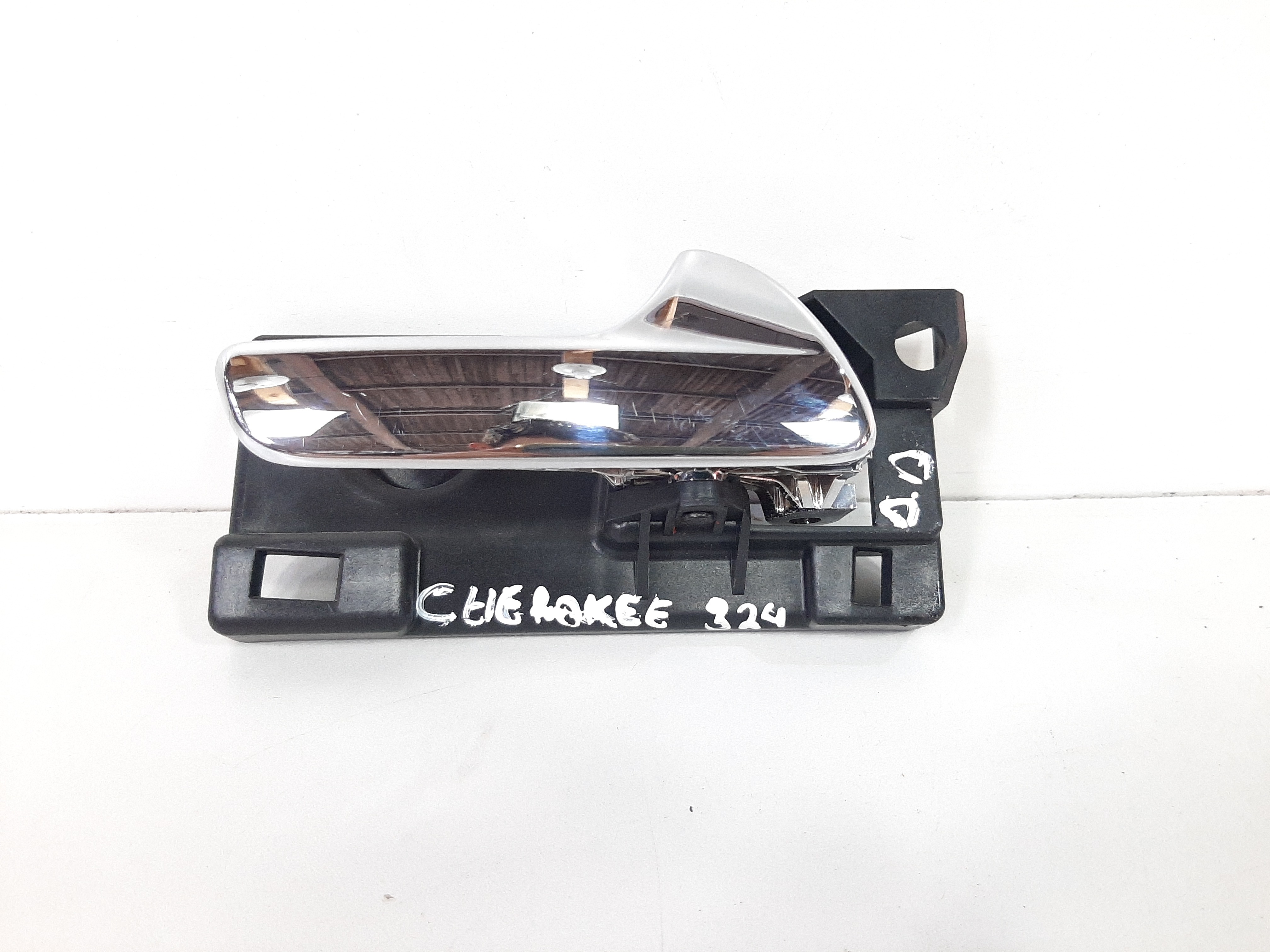 Maçaneta Interna Diant. Direito Grand Cherokee 2011 A 2015 4