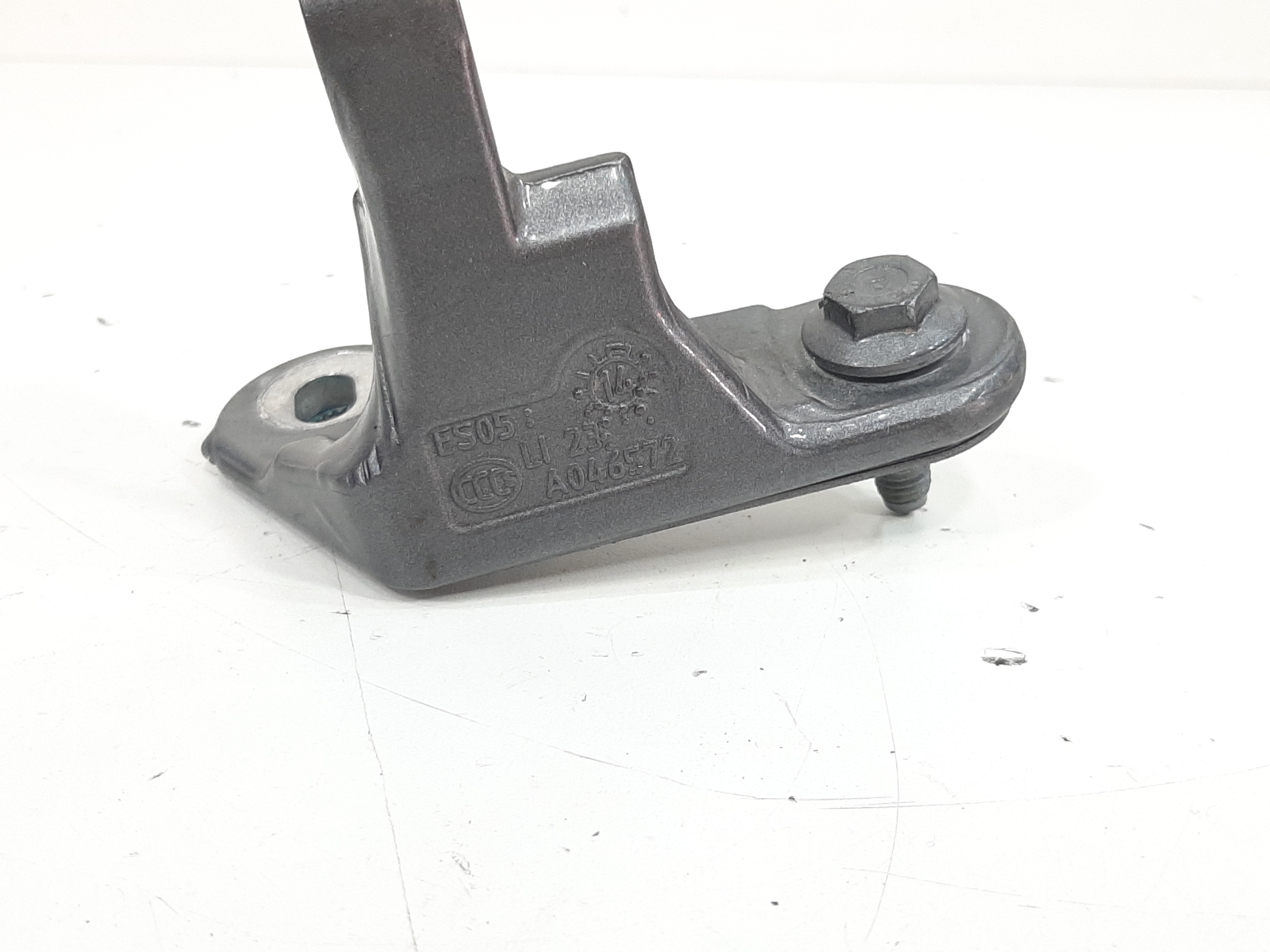Dobradiça Porta Dianteira Esquerda Mercedes A200 A45 W176 6