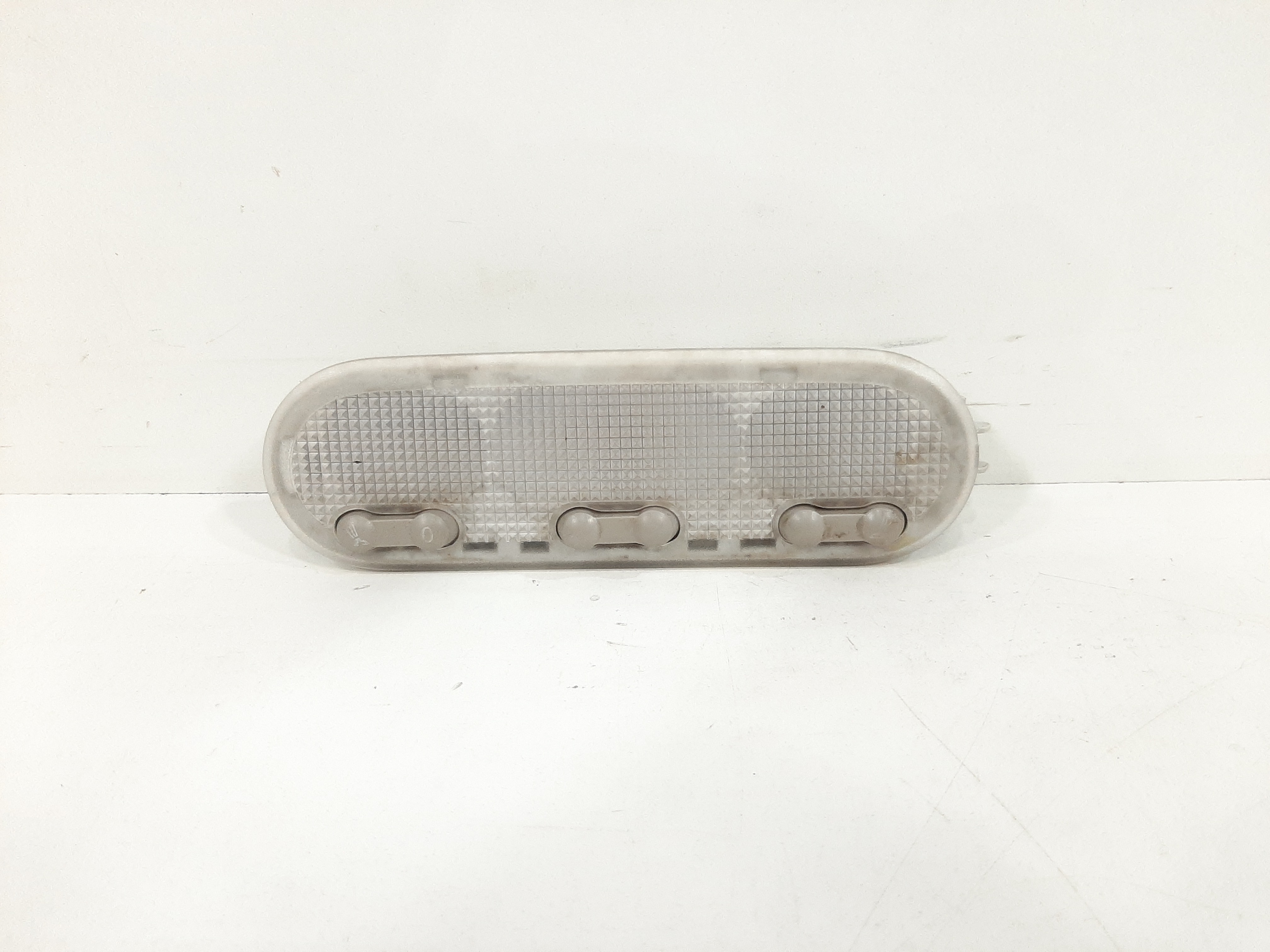 Luz Interna Cortesia Dianteira Nissan Livina 2010 11 A 2014 1