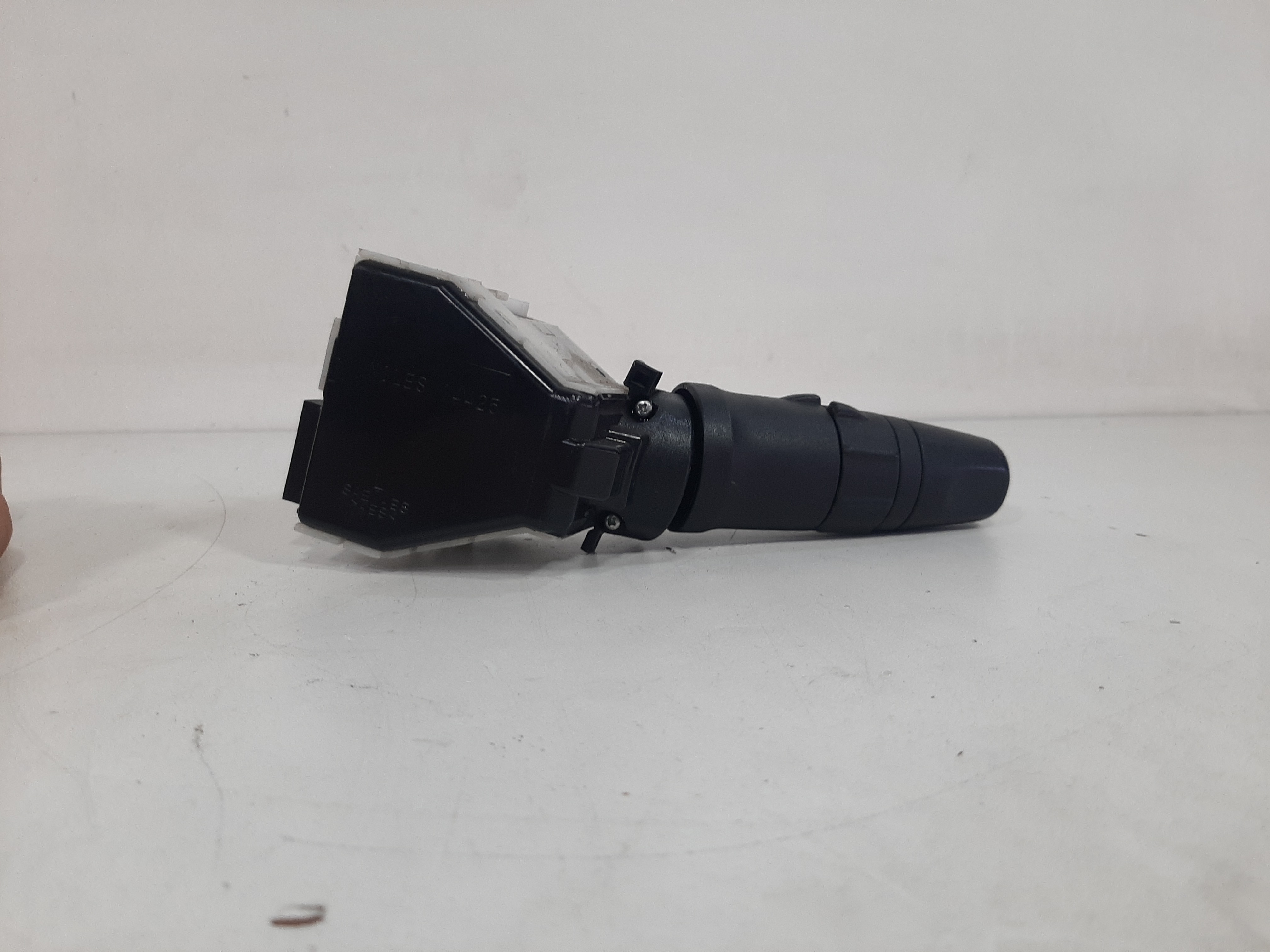 Chave Seta Esquerda Nissan Livina 2008 2009 2010 2011 A 2014 3