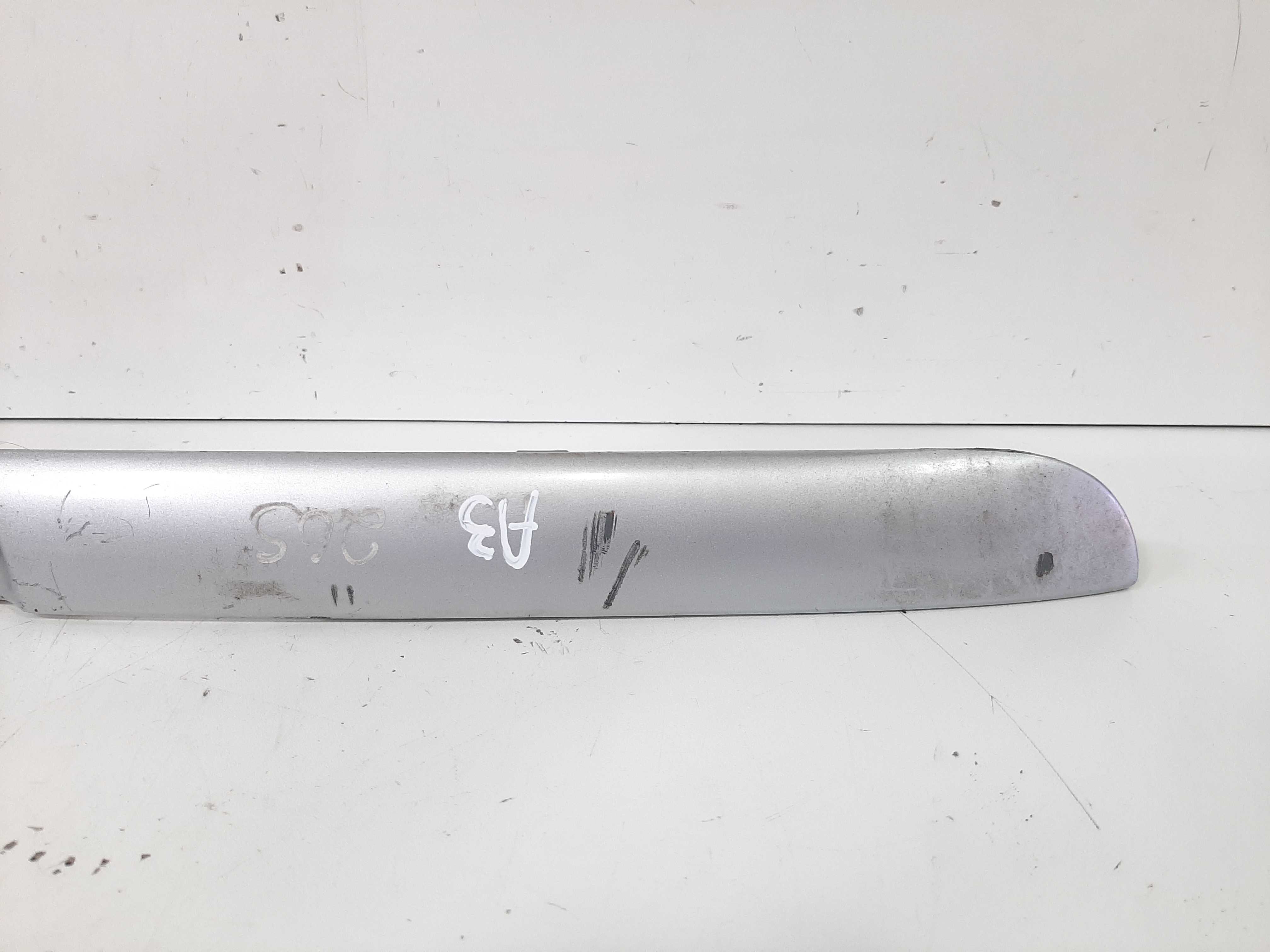 Moldura Porta Malas Tampa Traseira Audi A3 1997 1998 A 2004 2