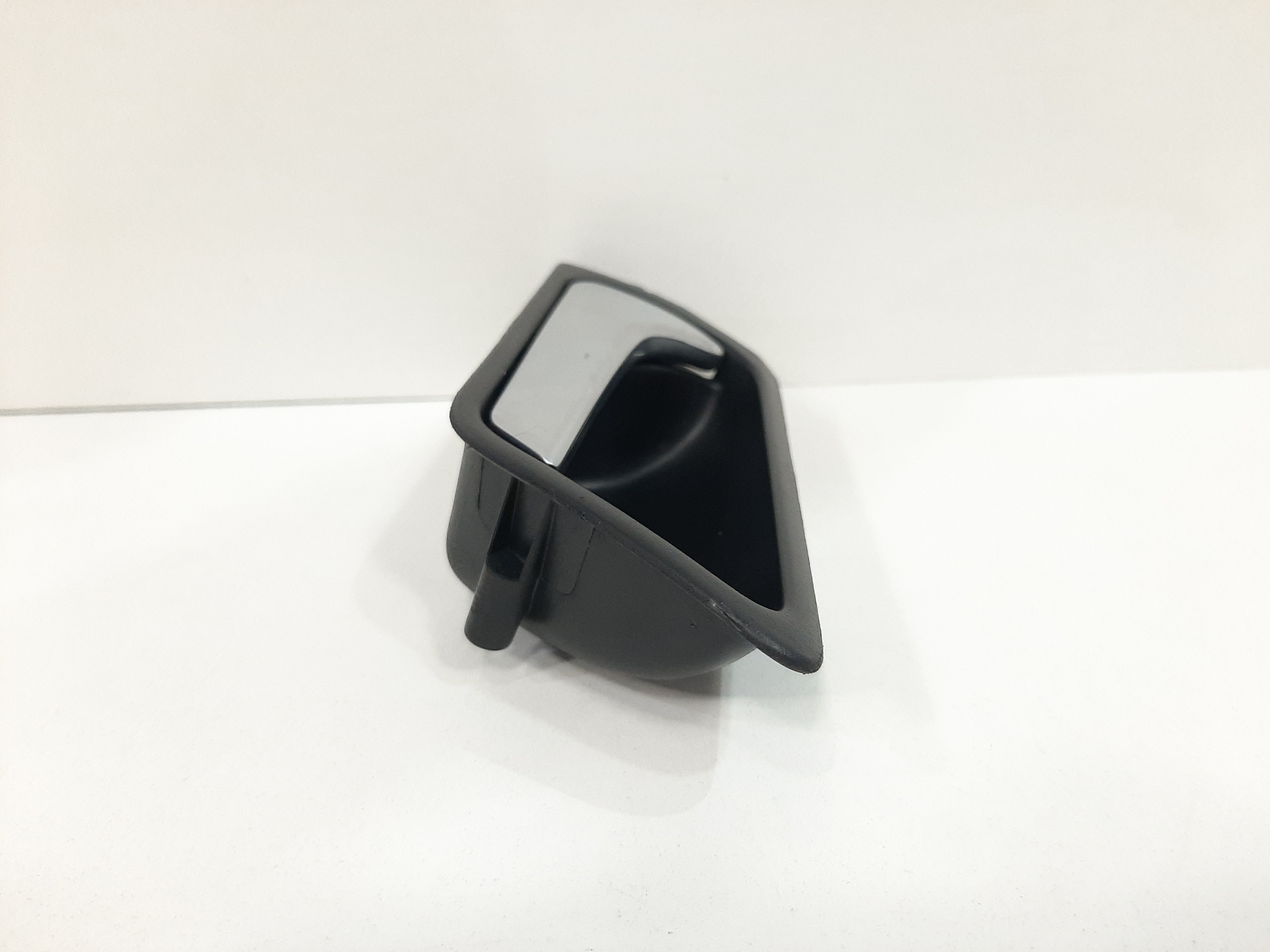 Maçaneta Interna Traseira Esquerda Vw Jetta 2011 2012 A 2017 4