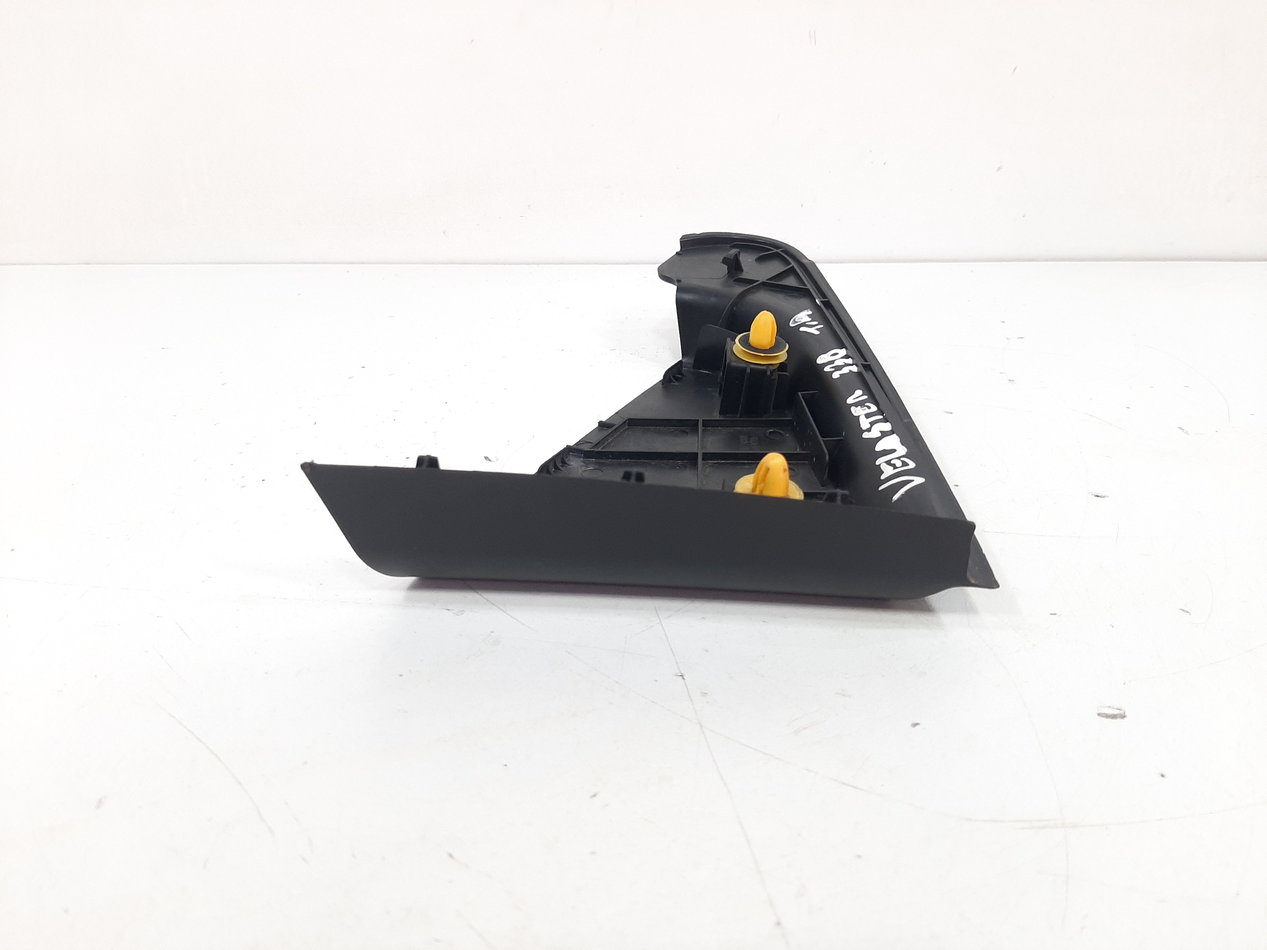 Moldura Interna Porta Traseira Direita Veloster 2012 2013 6