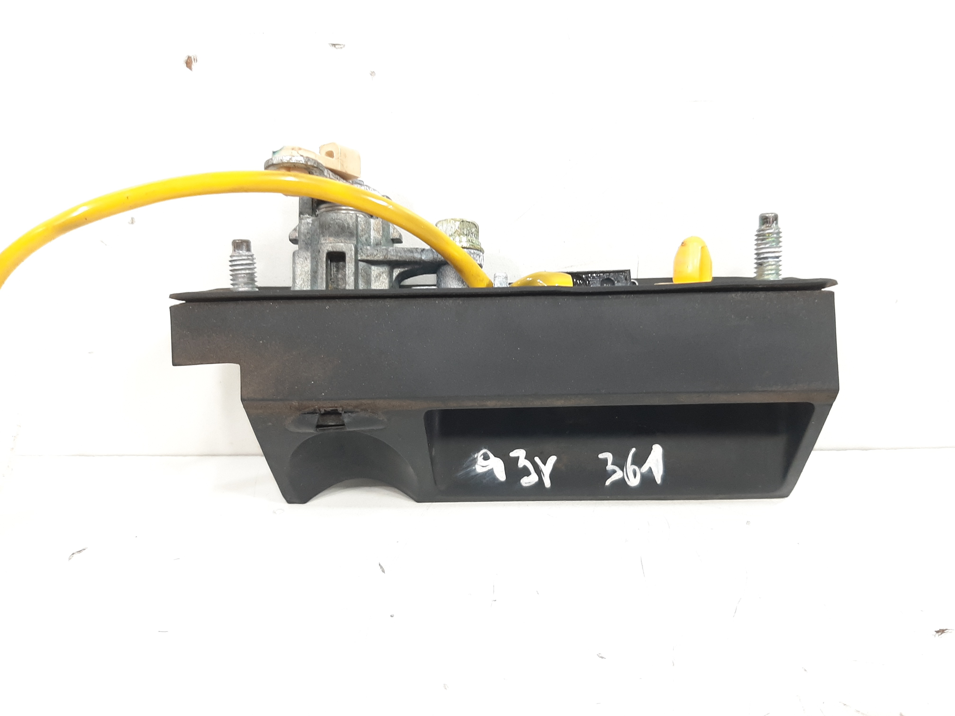 Maçaneta Tampa Traseira Porta Mala Hyundai Azera 2007 A 2011 1