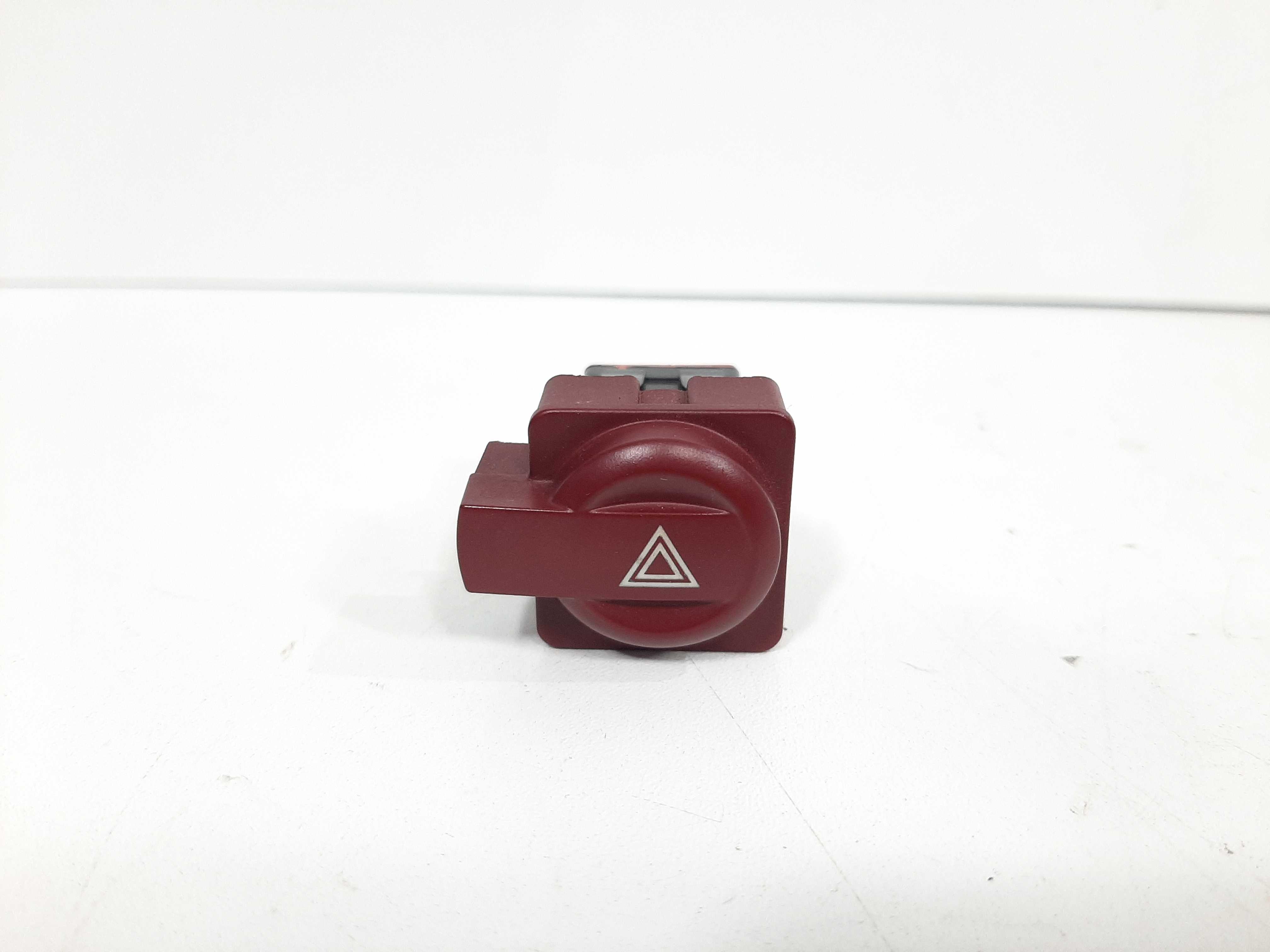 Interruptor Botão Pisca Alerta Citroen C4 2007 2008 A 2013 1