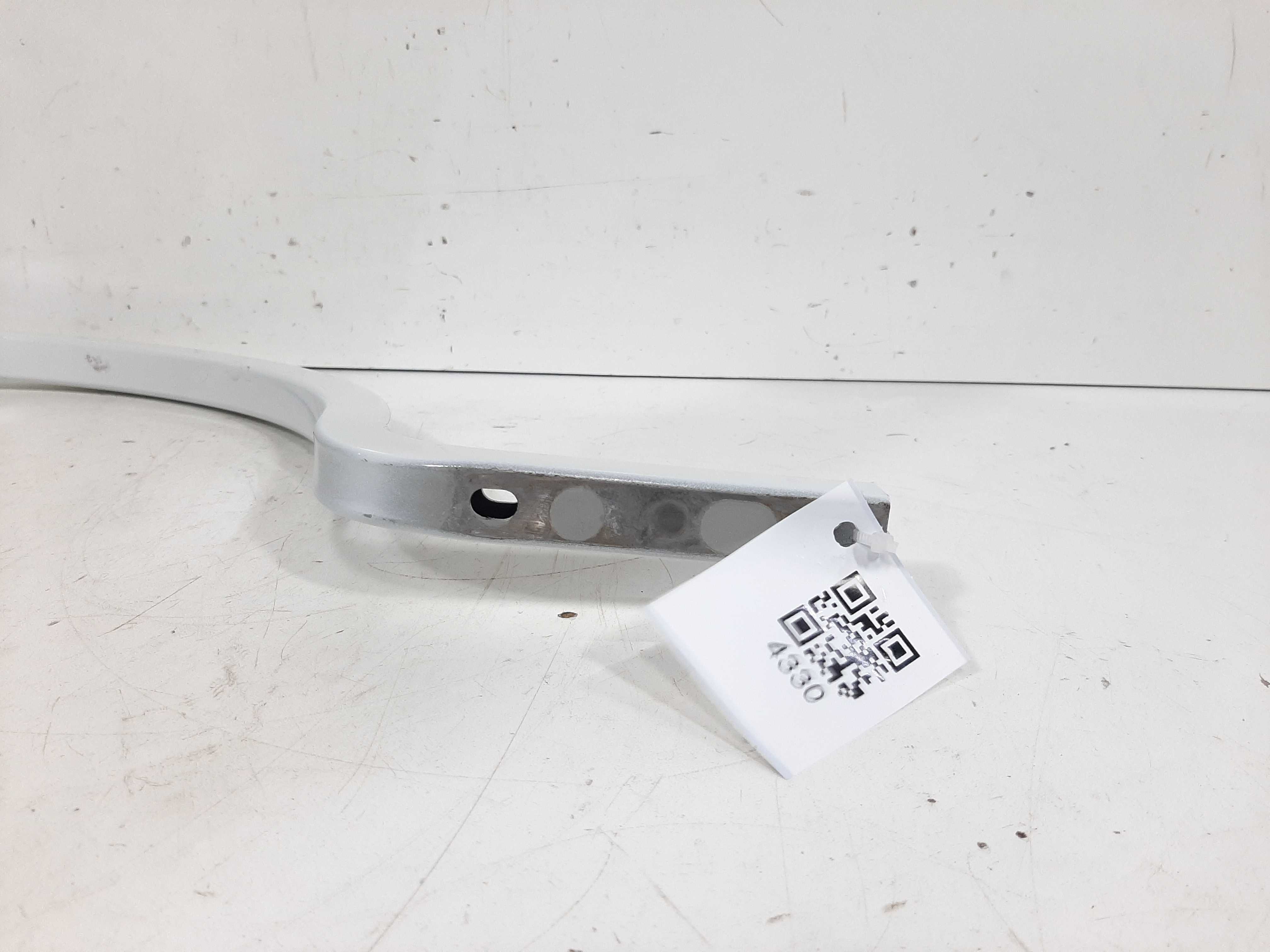 Dobradiça Porta Malas Direito Vw Jetta Tsi 2016 2017 2018 5