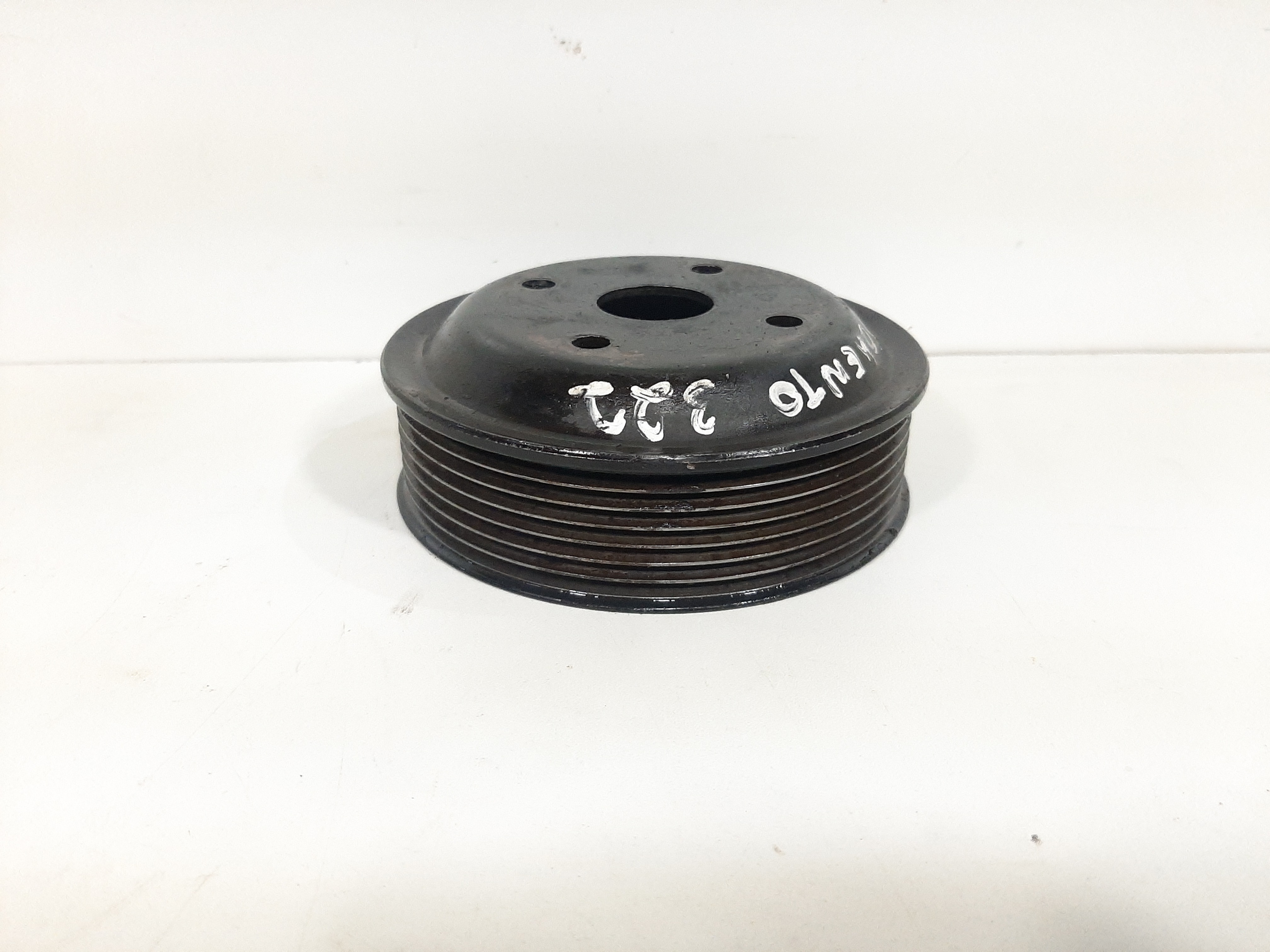 Polia Bomba Dágua Kia Sorento 2.5 T Diesel 2004 2005 A 2007 6
