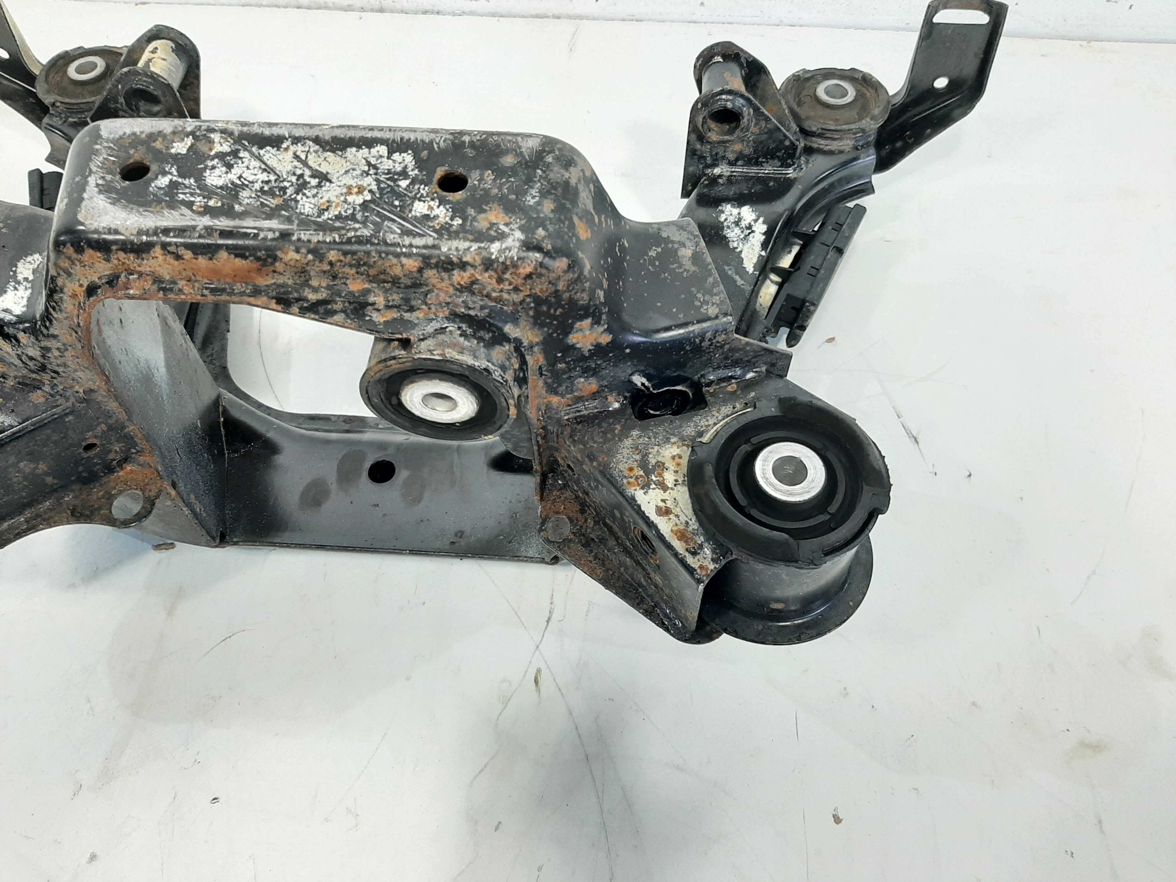 Quadro Suspensão Traseira Bmw 323i E36 1991 1992 1993 A 1994 4