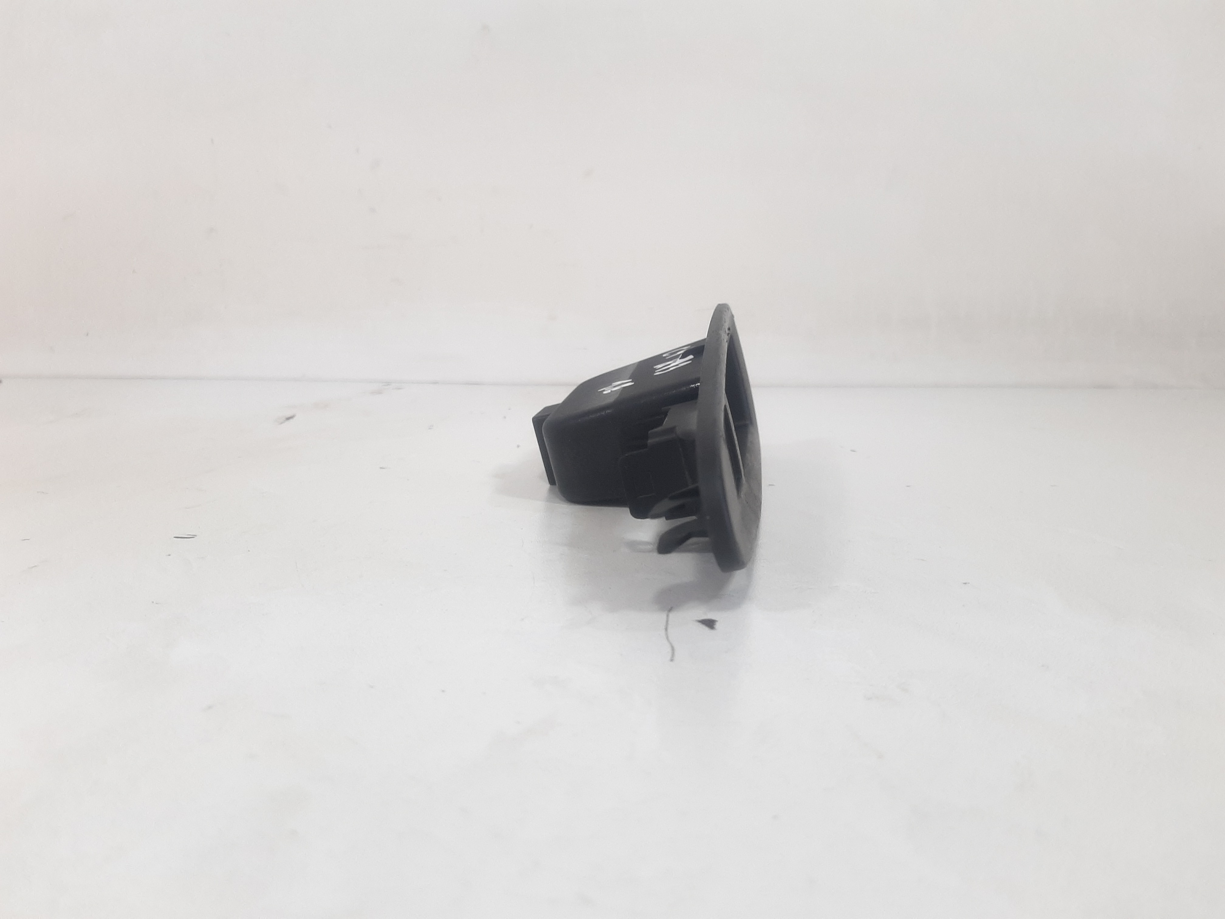 Moldura Botão Vidro Elétrico Traseiro Esquerdo C4 2007 2012 2