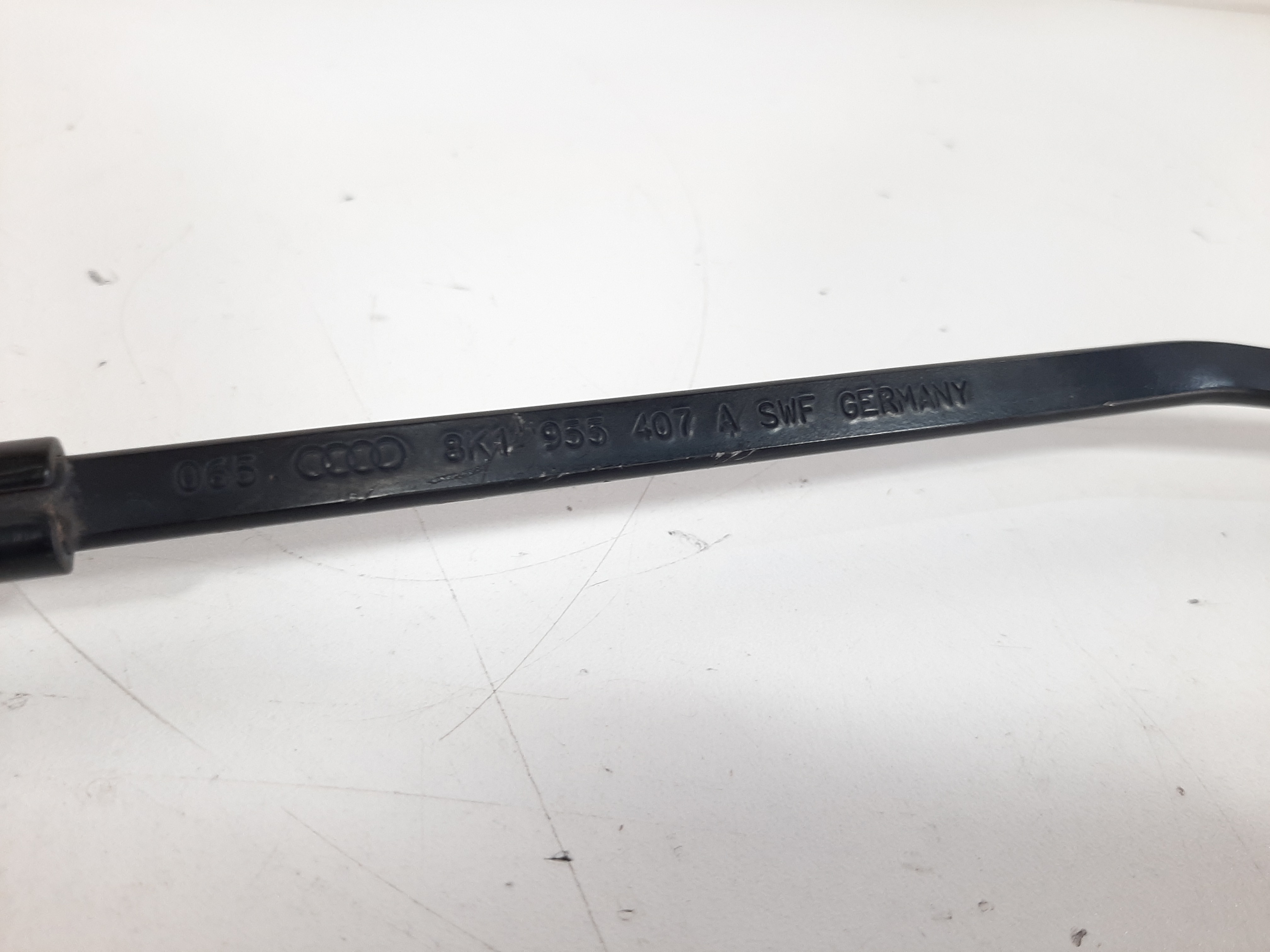 Braço Esquerdo Limpador Parabrisa Audi A4 2010 2011 A 2016 5