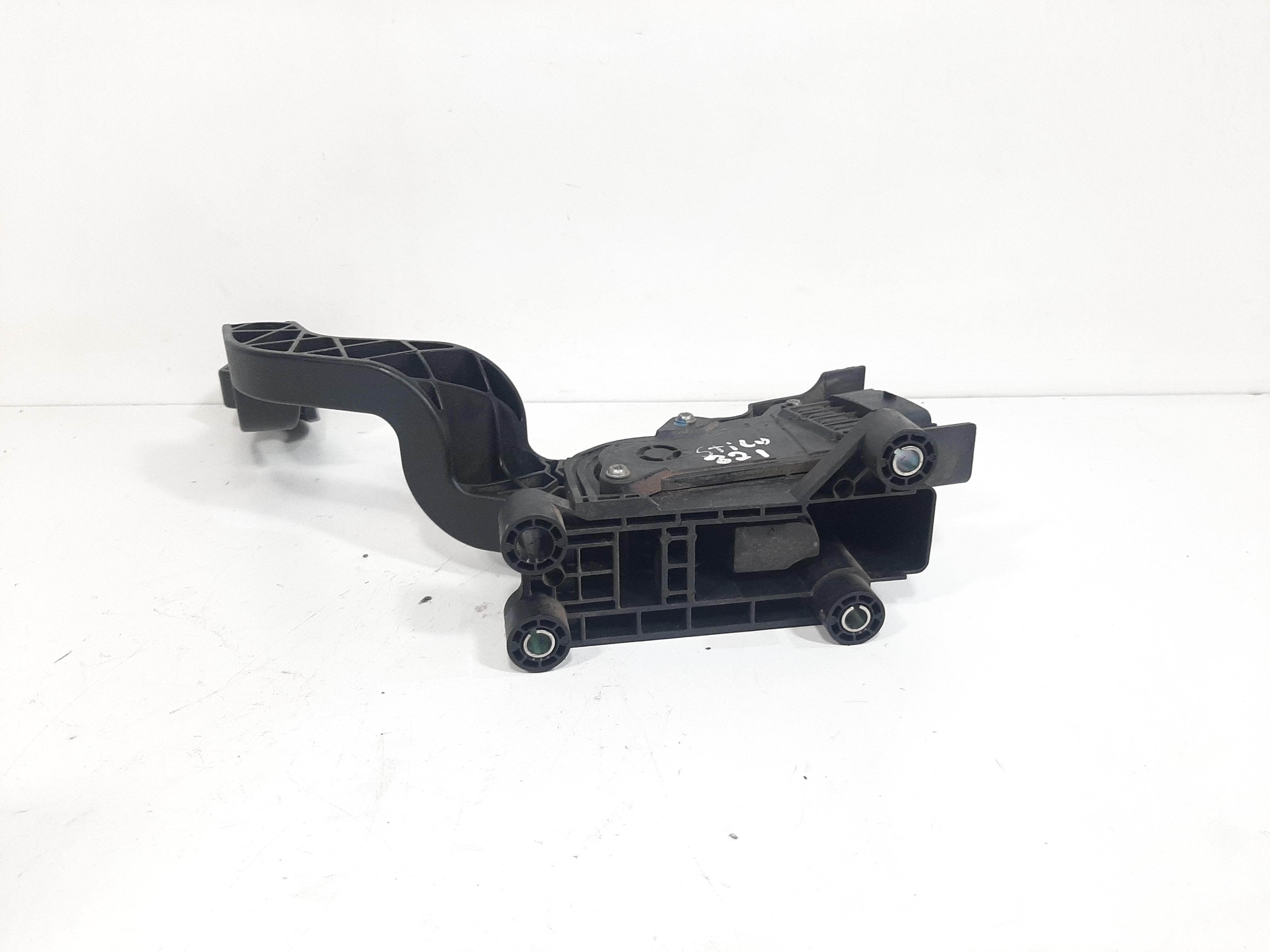 Pedal Acelerador Eletrônico Fiat Stilo 2003 2004 2005 A 2011 3